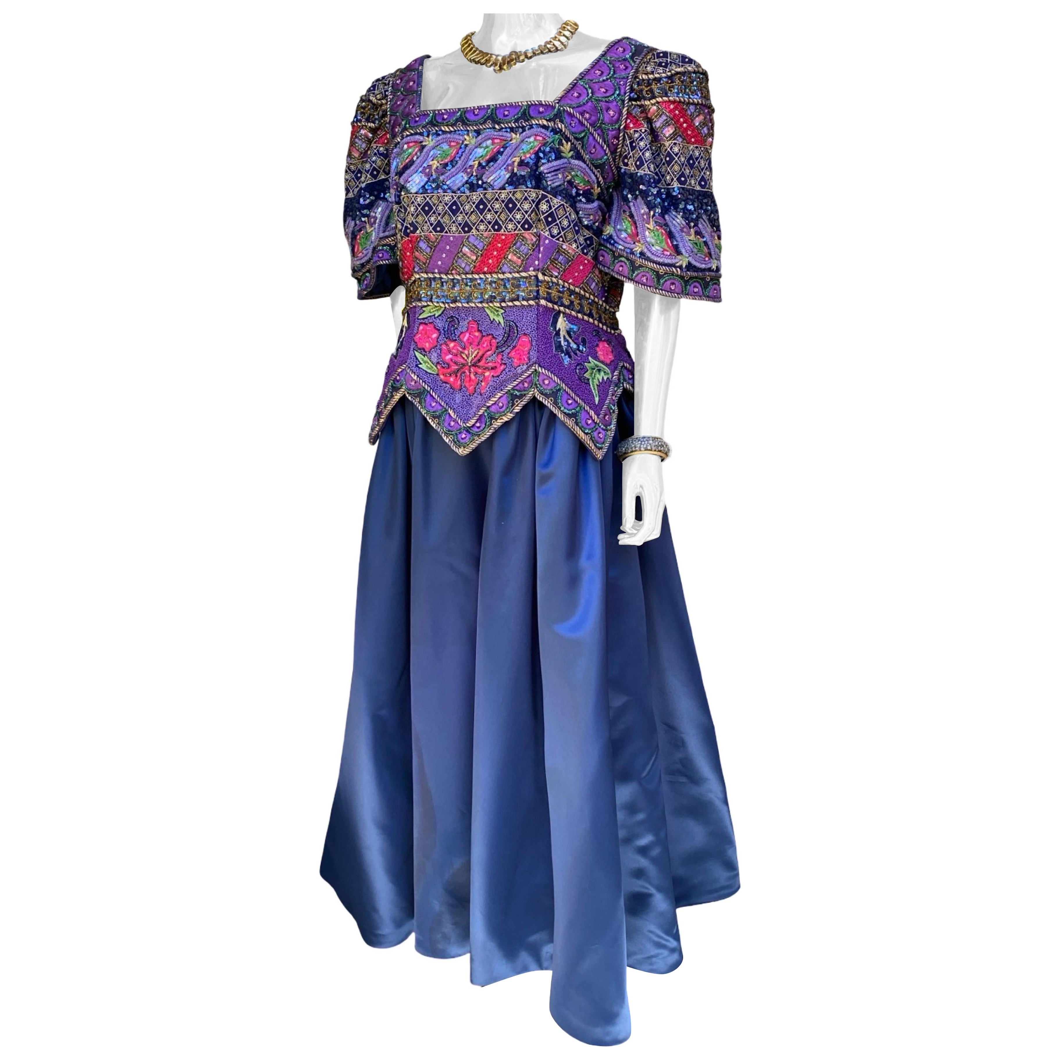 ROSE TAFT CHIC ! Couture Robe de soirée en satin bleu et perles Taille Plus 16/18 en vente