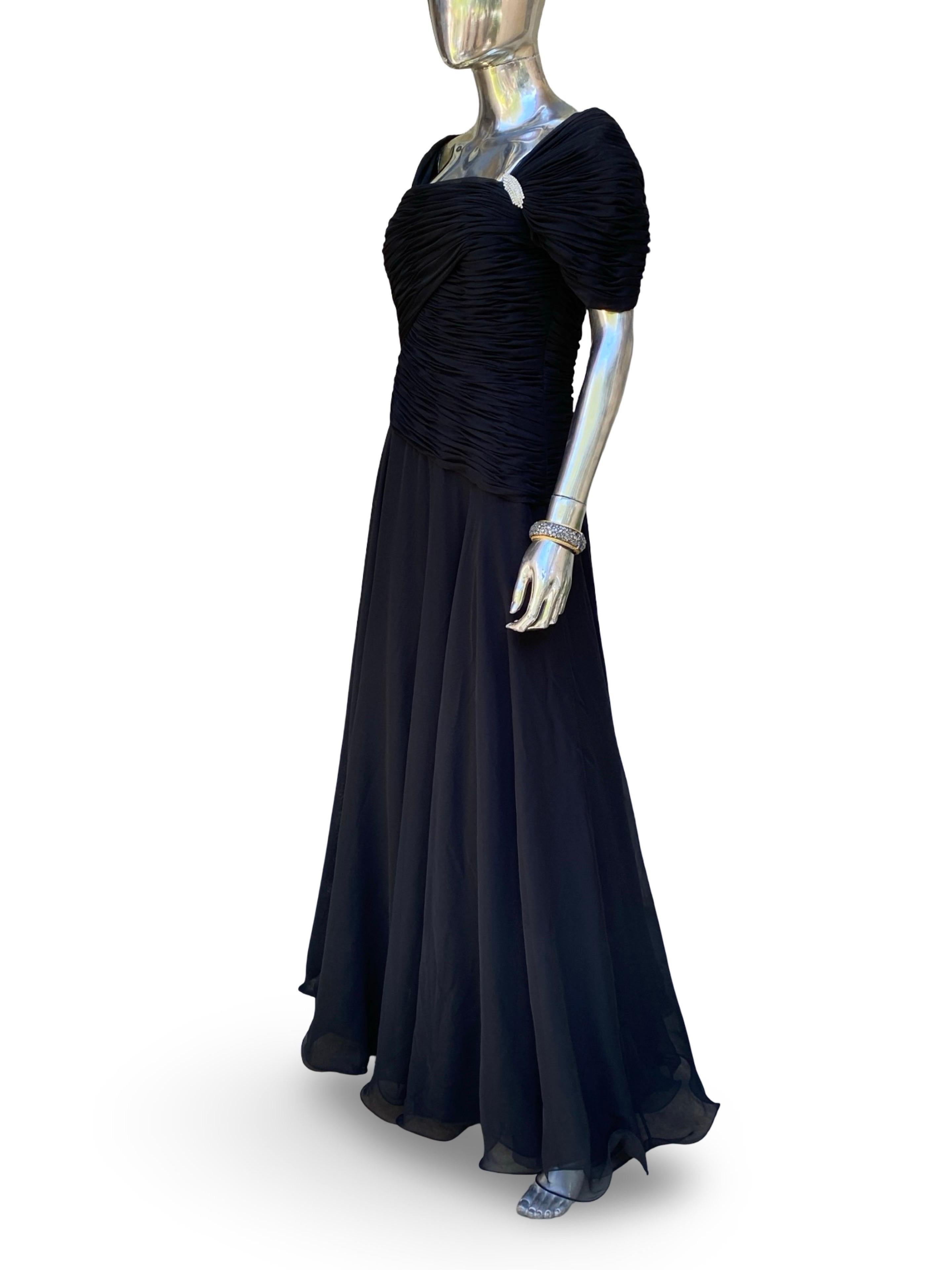 Rose TAFT Couture Soirée drapée en mousseline noire  Robe Rare Taille Plus 16 en vente 7