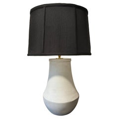 Rose Tarlow-Lampe mit schwarzem ovalem Schirm