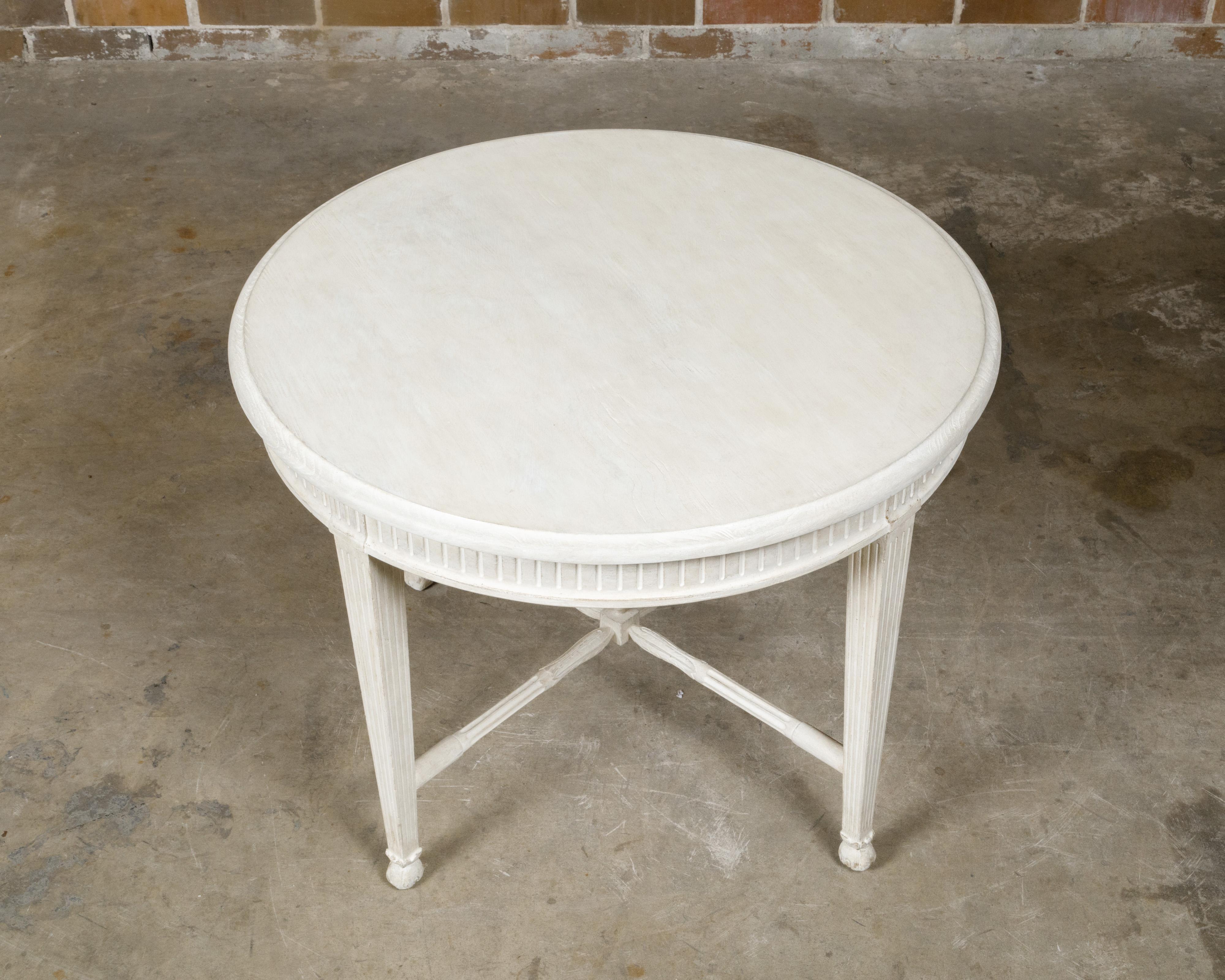 20th Century Rose Tarlow Louis XVI Style Painted Pine Center Table with Fluted Tapering Legs For Sale