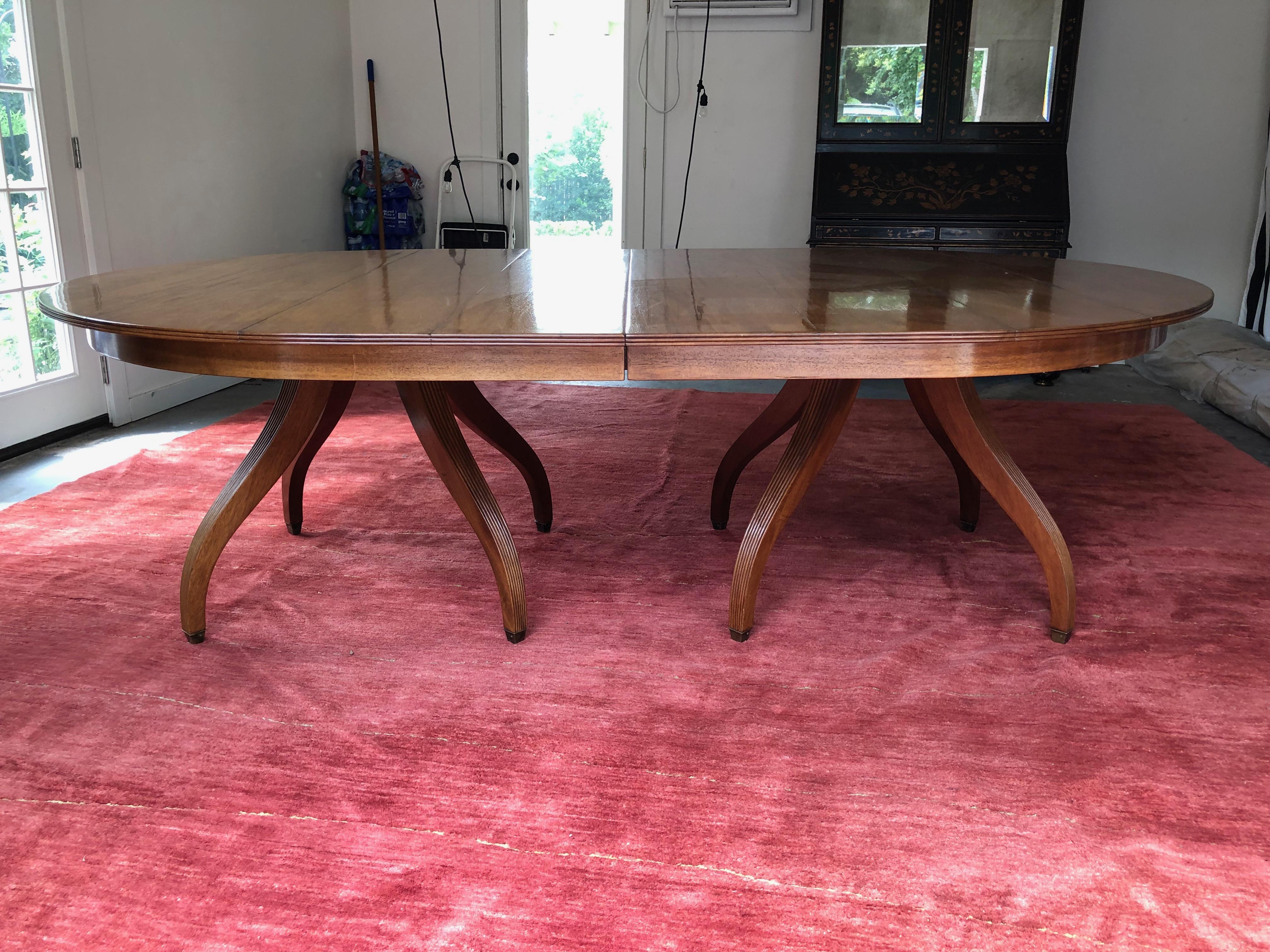 Rose Tarlow Mahogany Regency Dining Table Expands 10 122 inches In Good Condition In Los Angeles, CA
