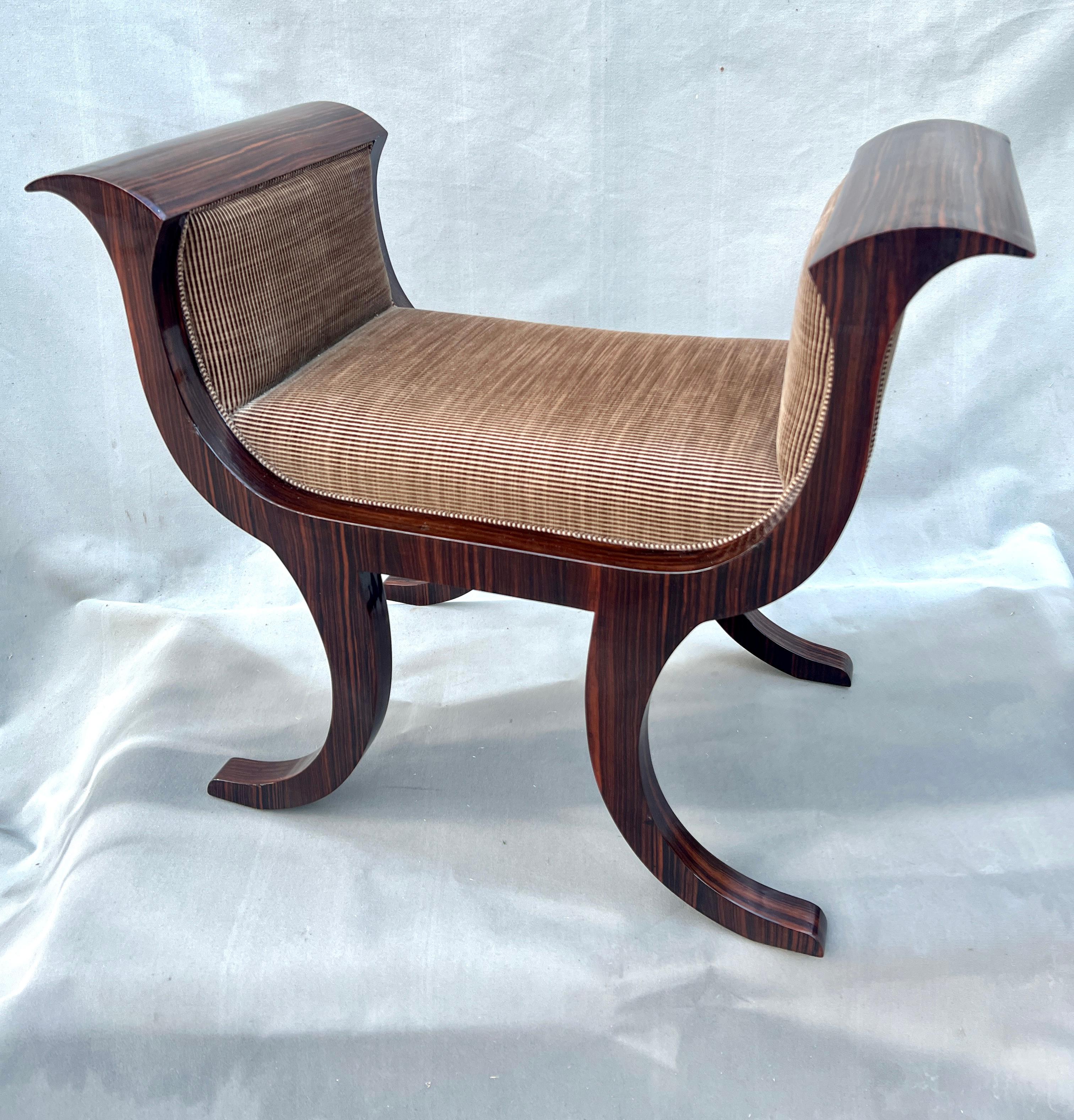 Rose Tarlow Melrose House Iris Bench in Macassar Ebony Veneer For Sale 1