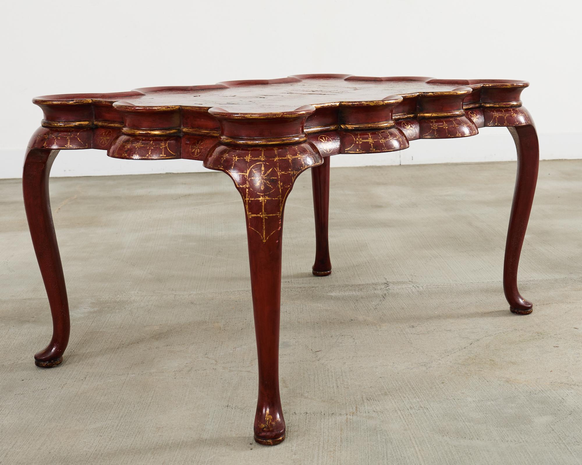 Fatto a mano Rose Tarlow Tavolo da Cocktail Smerlato Decorato Chinoiserie in vendita