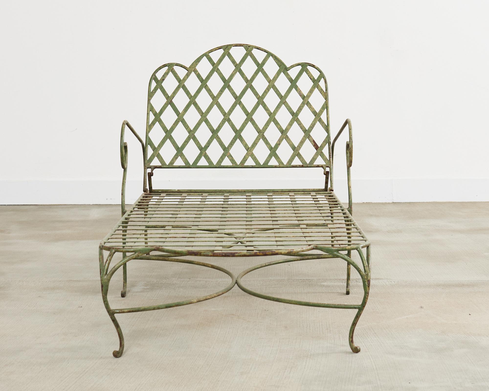 Rose Tarlow Stil Eisen Gitter Garten Chaise Longue (Neoklassisch)
