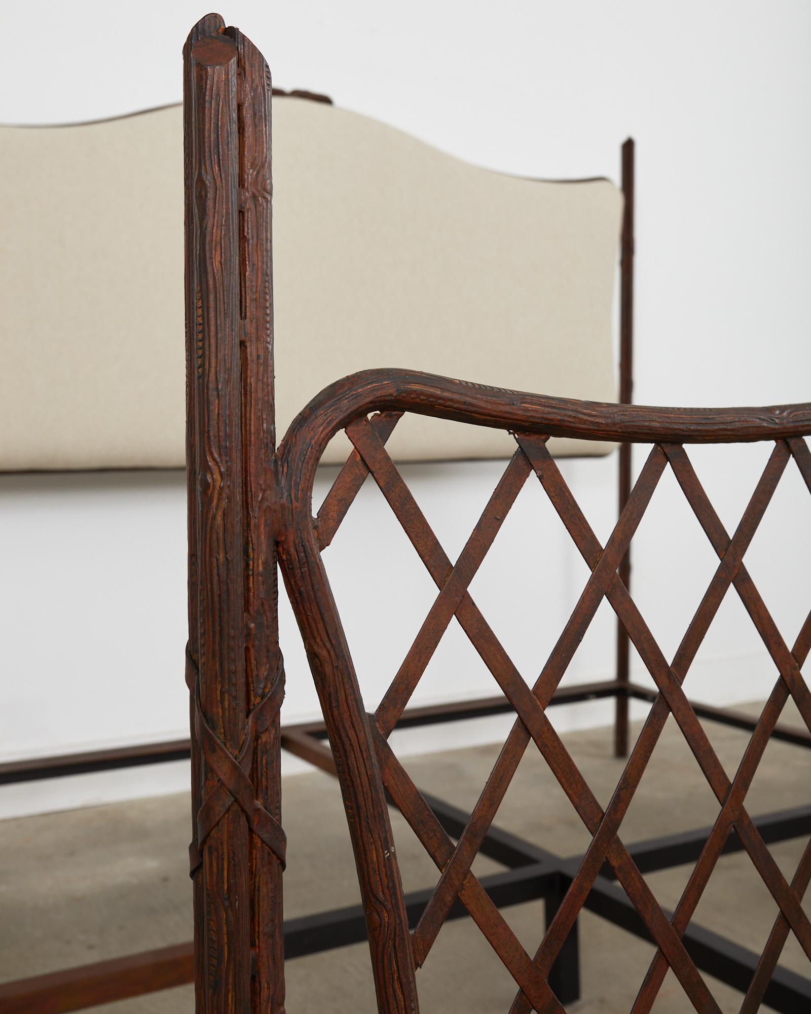 Neoklassizistisches Eisen-Twig-Bett im Rosen- Tarlow-Stil, King Size im Zustand „Gut“ in Rio Vista, CA