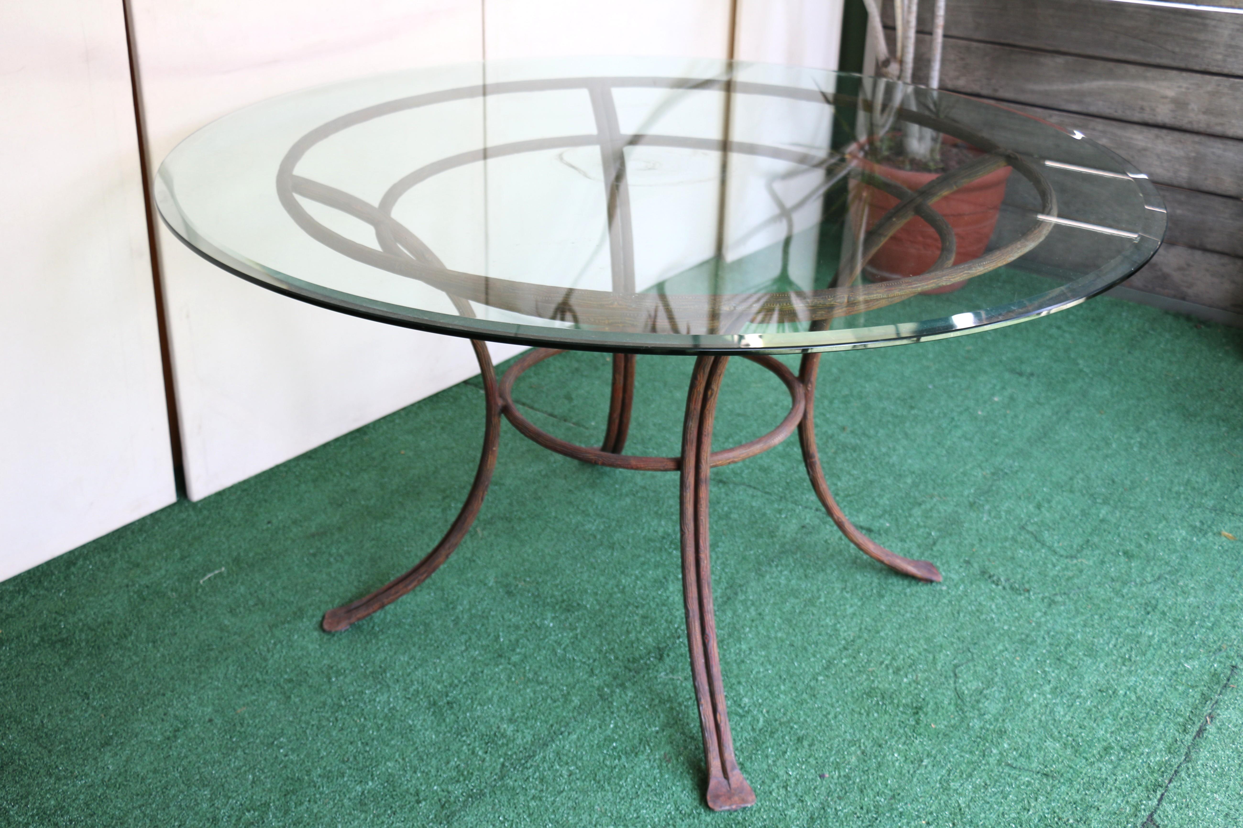 Rose Tarlow Twig Outdoor Dining Table In Good Condition For Sale In North Hollywood, CA