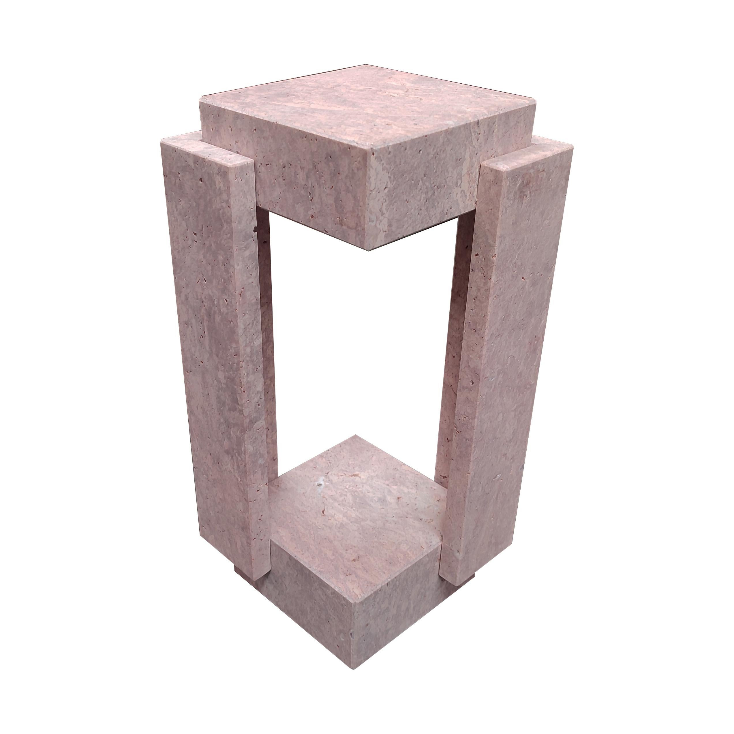 Roséfarbener Travertin Marmor Lampe Elegant Luxus von Nuria Lázaro Handwerkskunst Spanien (Spanisch) im Angebot