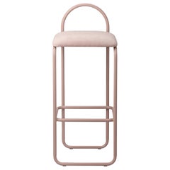 Minimalistischer Barstuhl aus rosa Samt