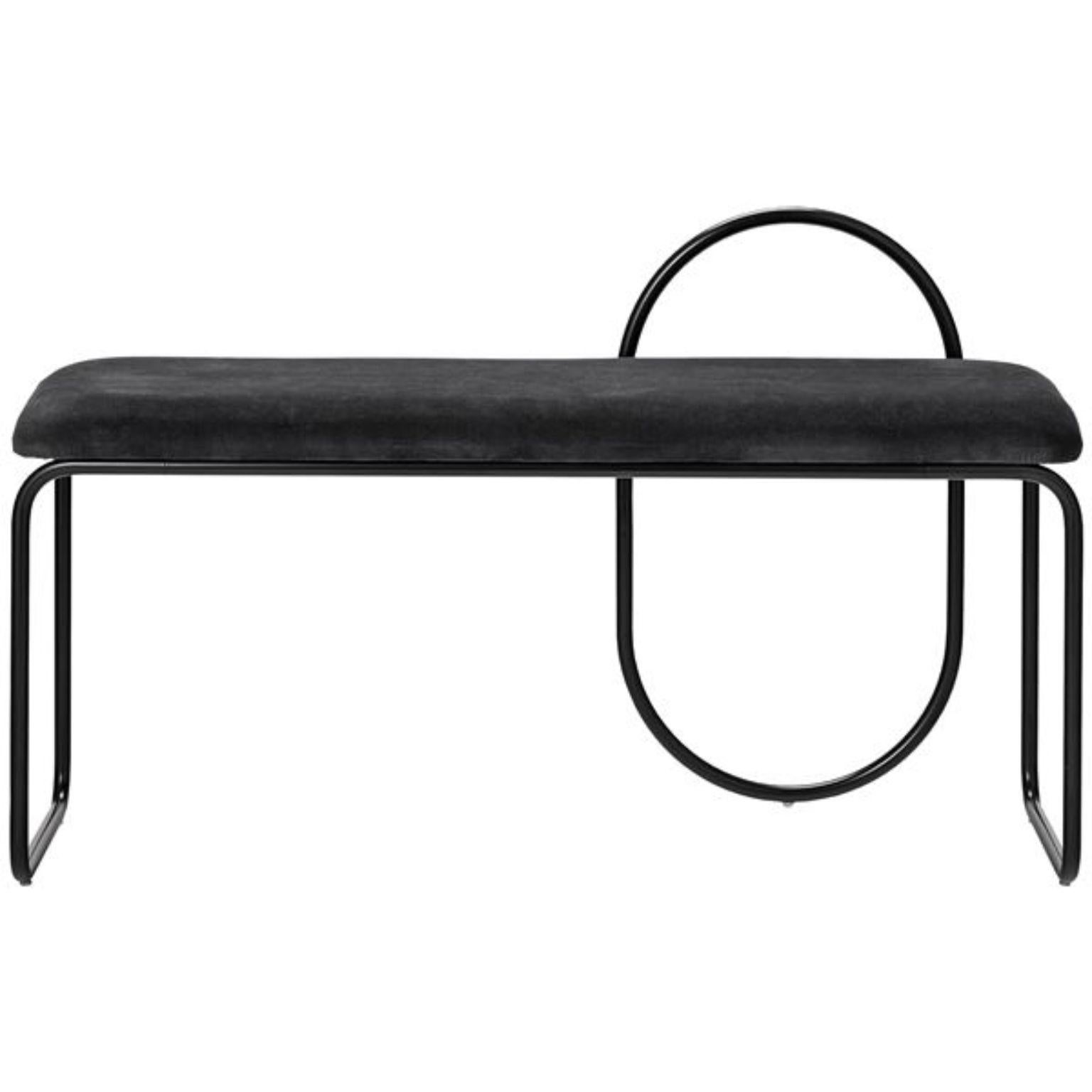 Rose Velvet Minimalist Bench In New Condition For Sale In Geneve, CH