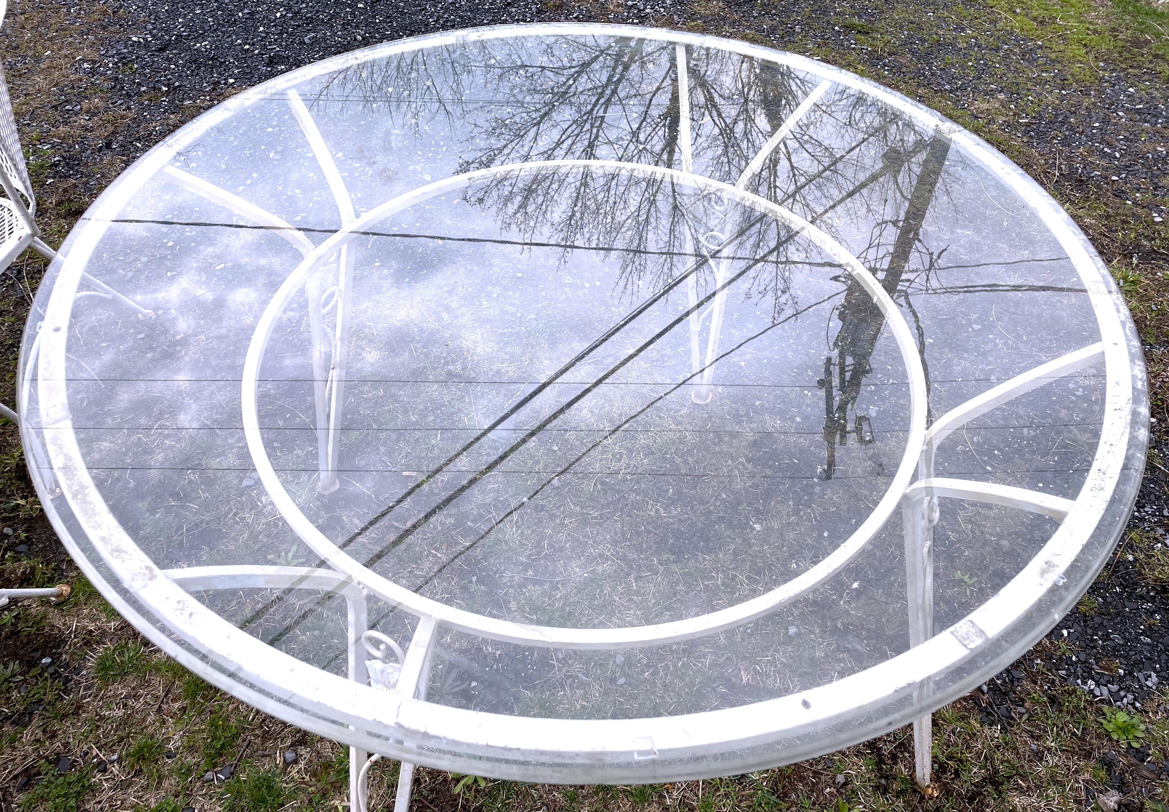 Mid-Century Modern Rose & Vine Pattern Wrought Iron Round Glass Top Dining Table Salterini Style  For Sale