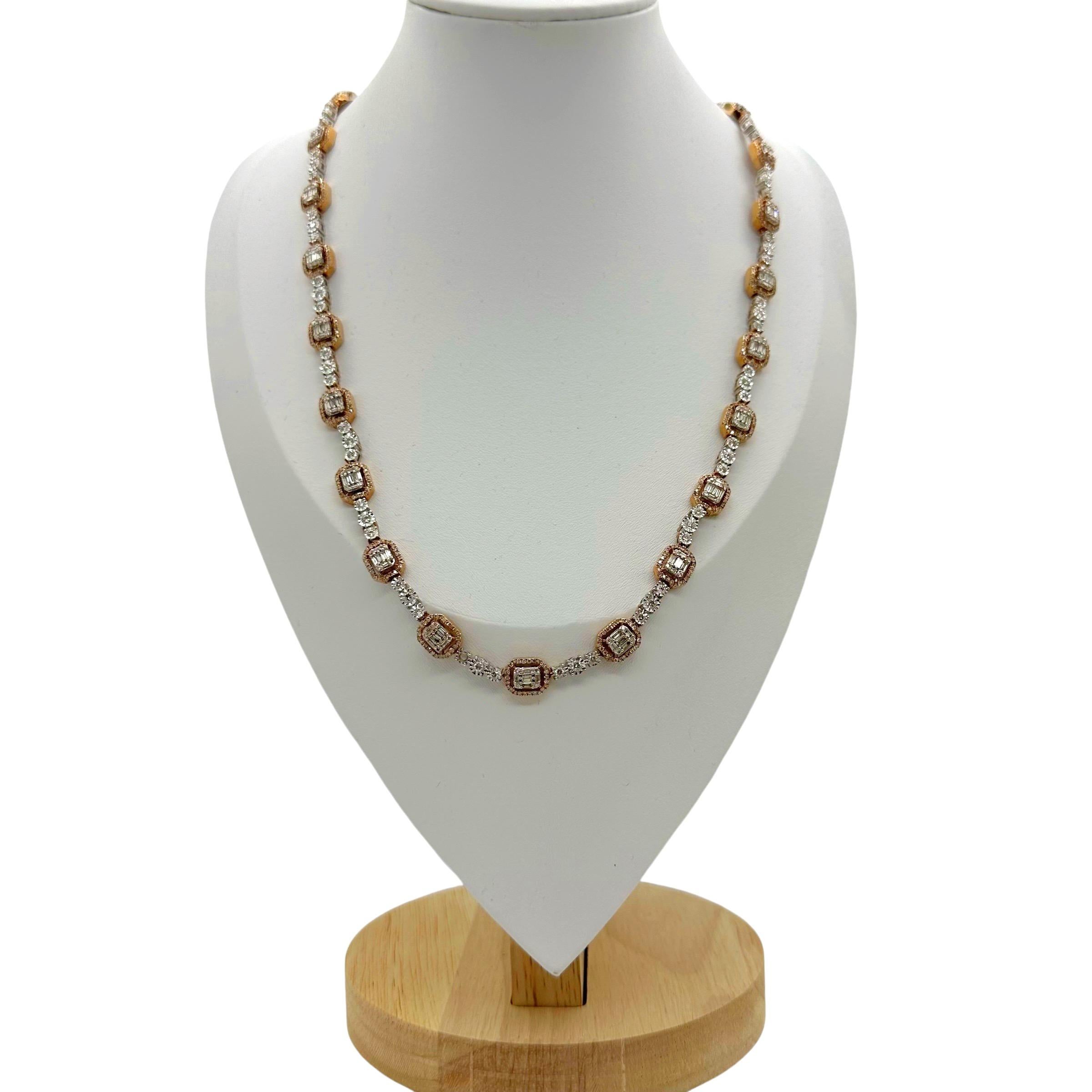 Collana di diamanti Brillianti e Baguettes
Stile:  Set di castoni e castoni
Metallo:  Oro bianco e rosa 10k 41,2 grammi
Misure:  22' Lunghezza
Diamante principale:  797 diamanti tondi Brillianti e 125 diamanti Baguette
Include:  Include un'elegante