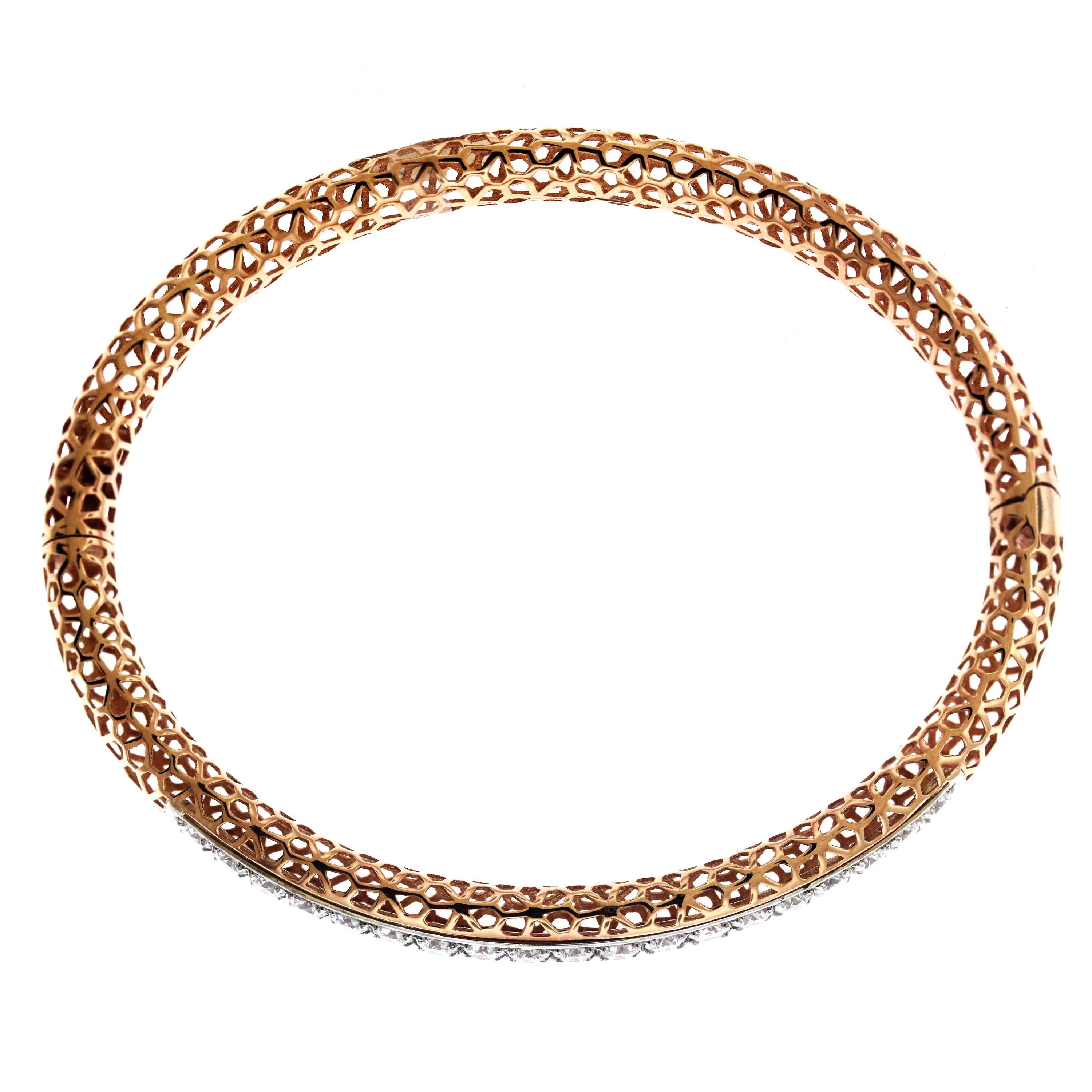Rose White Two-Tone Gold and Diamond Bangle Bracelet In New Condition In Boca Raton, FL
