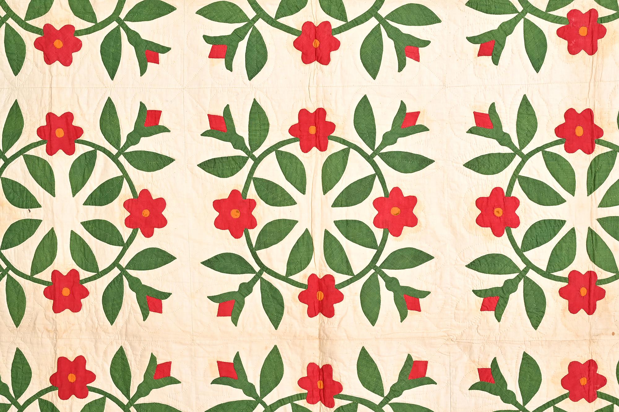 Country Couronnes de roses Quilt en vente