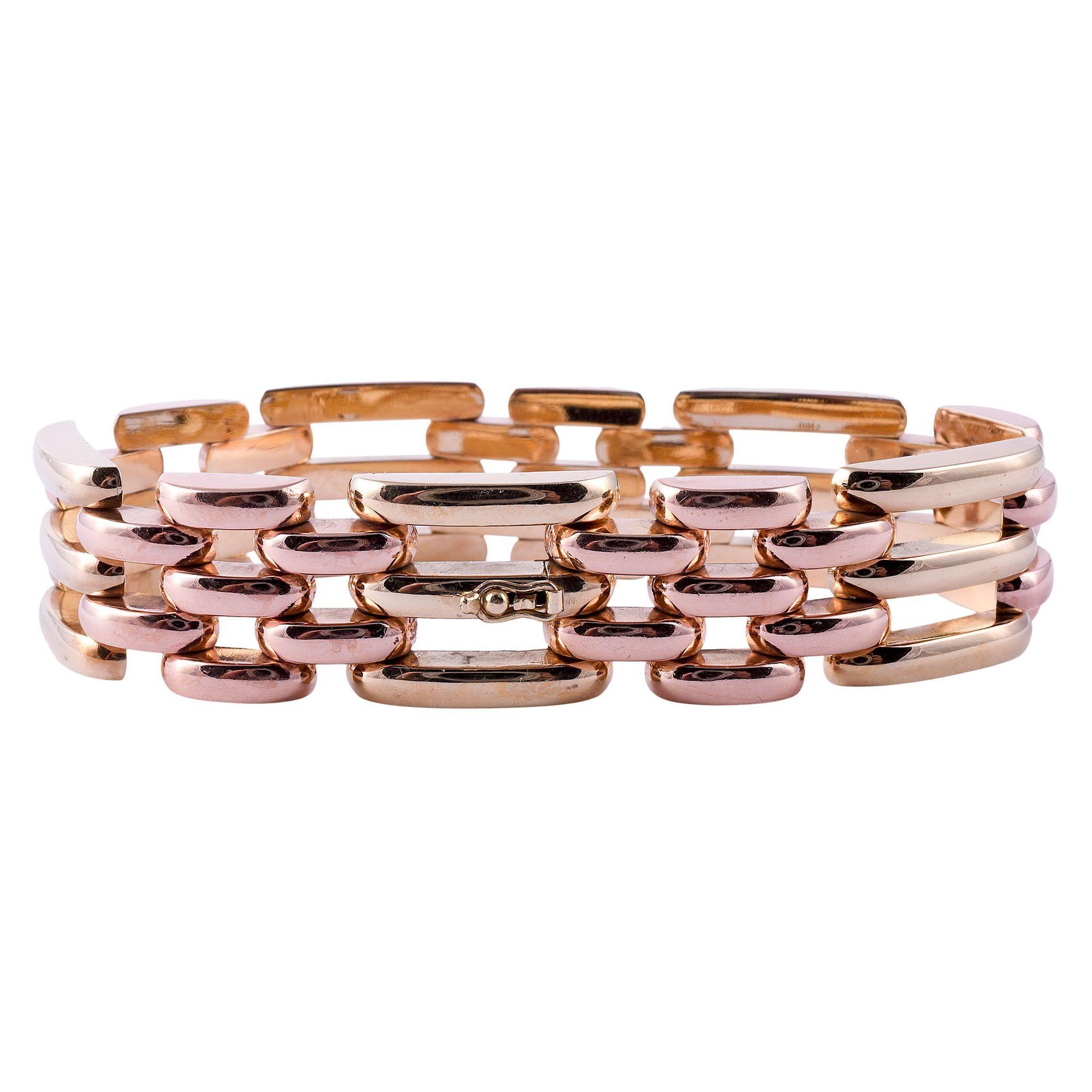 Bracelet estate en or rose et jaune. Ce bracelet de style rétro est réalisé en or rose et jaune 14 carats. [KIMH 582]

Dimensions
7.125