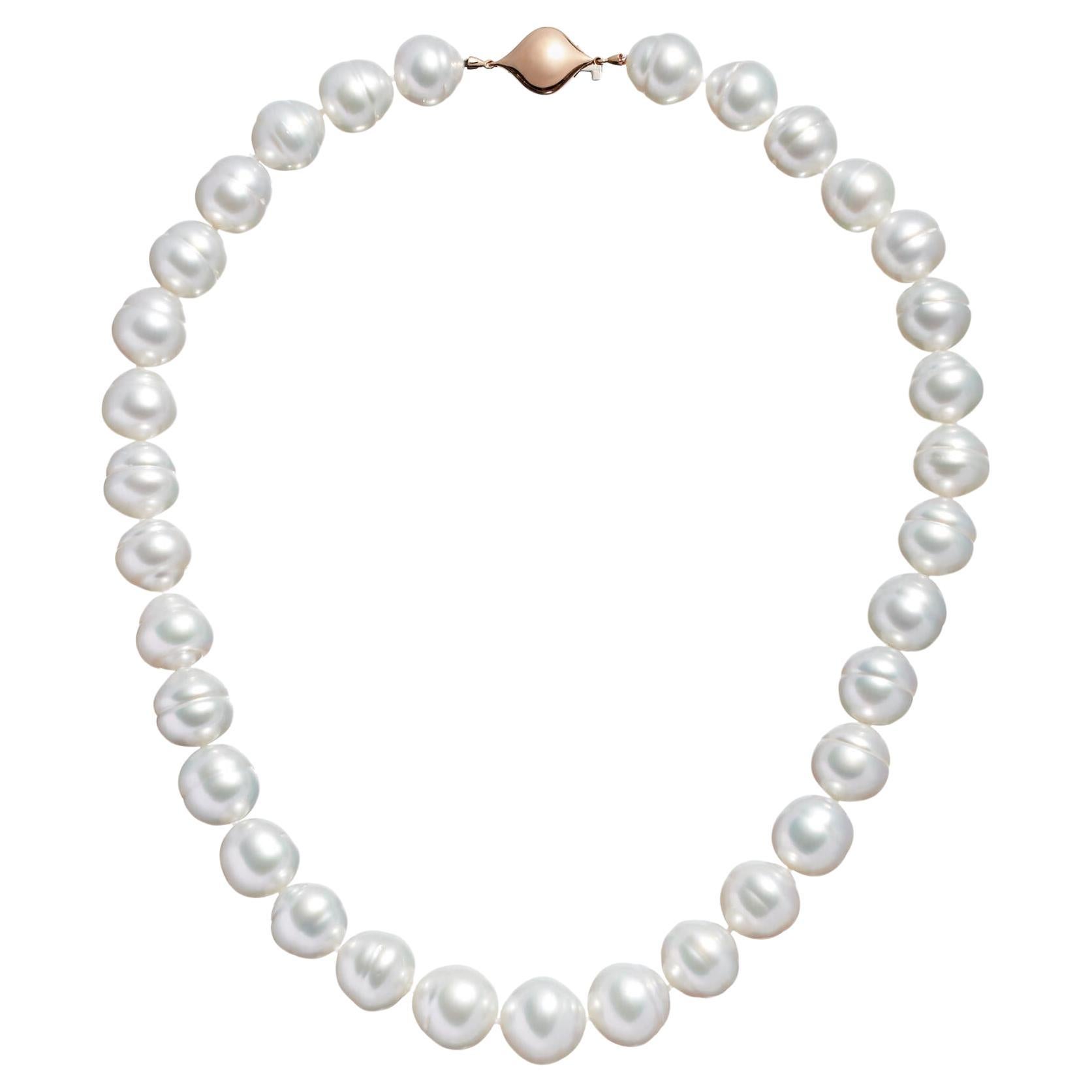 Roseate Jewelry Australian South Sea Circle Pearl Stand en vente