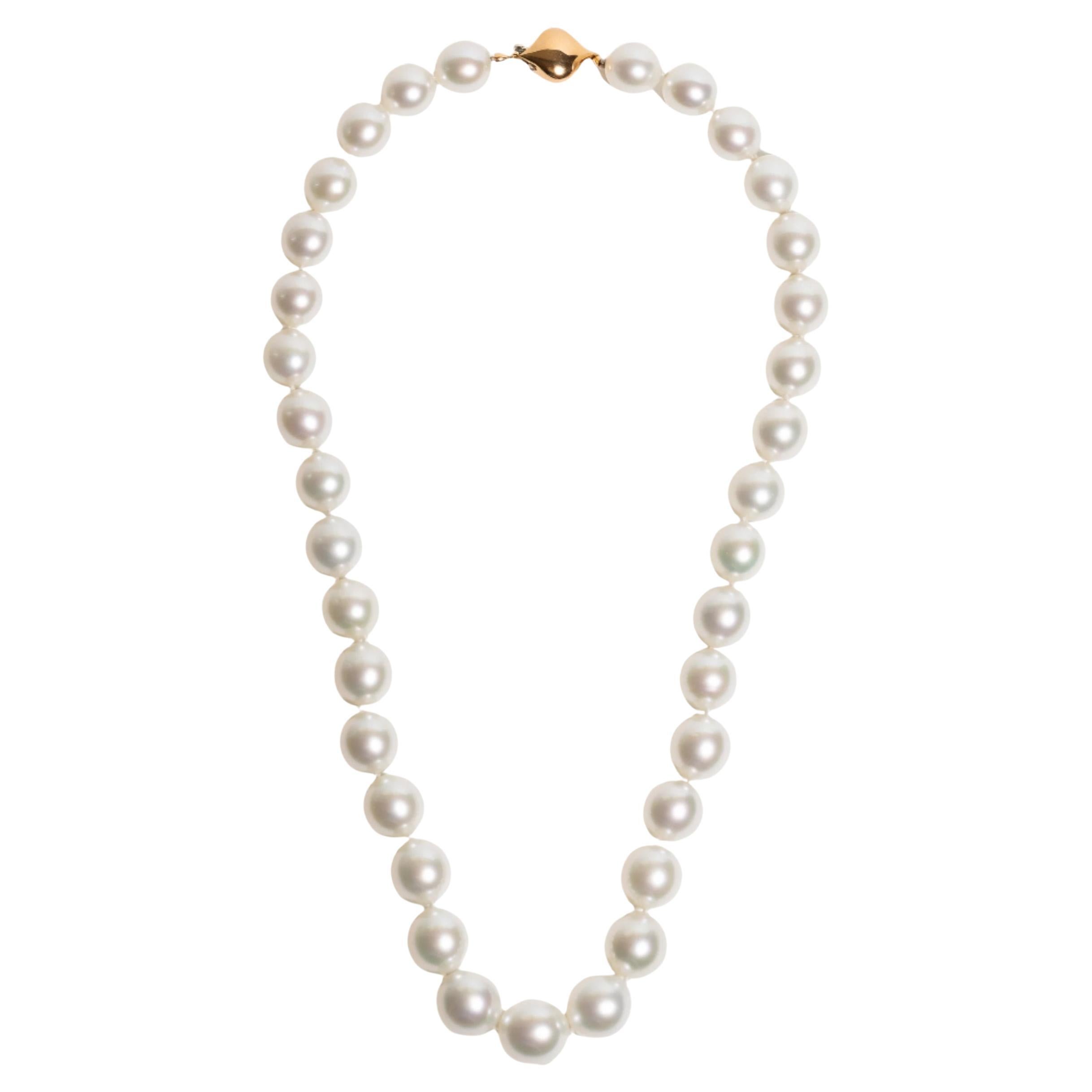 Collier de perles ovales des mers du Sud australiennes avec fermoir en or rose 18 carats