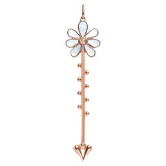 Roseate Jewelry Pendentif Bloom Wand en or rose 18k et nacre