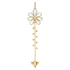 Roseate Jewelry Colgante Varita de Flor en Oro Amarillo de 18k
