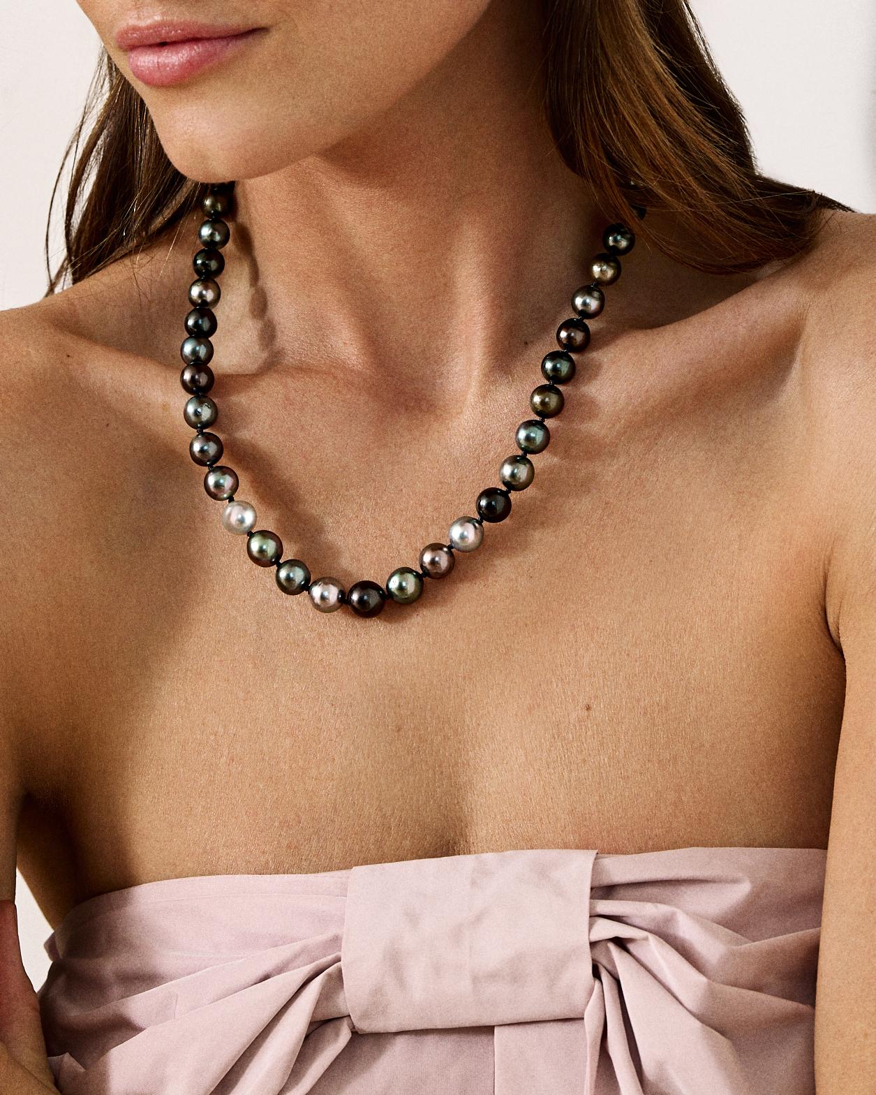 In “The Book of The Pearl,” renowned gem expert George Frederick Kunz described Queen Pomare of Tahiti playing marbles with “black” pearls in the early 1800s. Perhaps they were similar to these – not actually black (because Tahitian pearls aren’t),