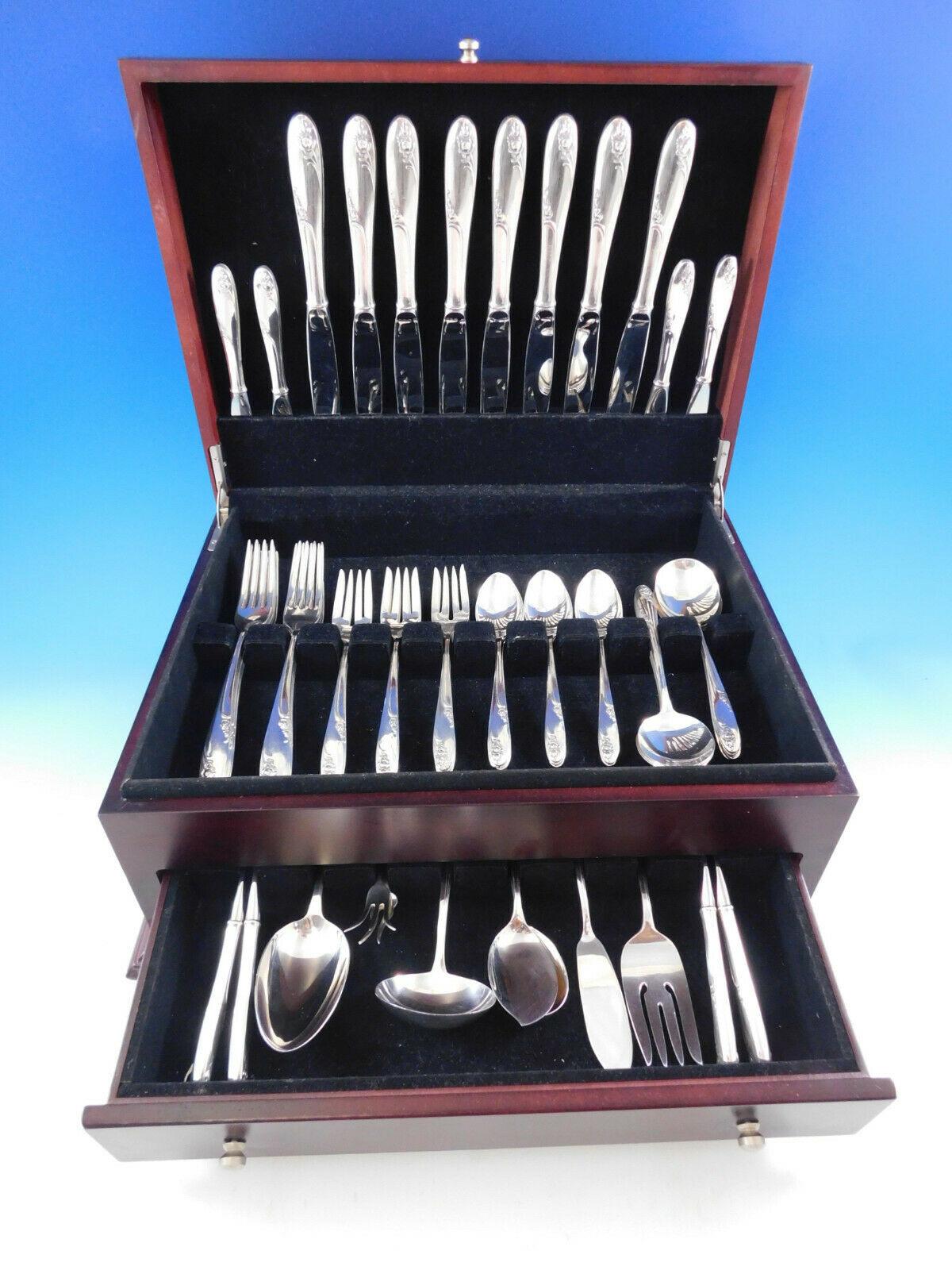 Scarce dinner size rosecrest by Alvin sterling silver flatware set, 56 pieces. This set includes:

8 dinner size knives, 9 5/8