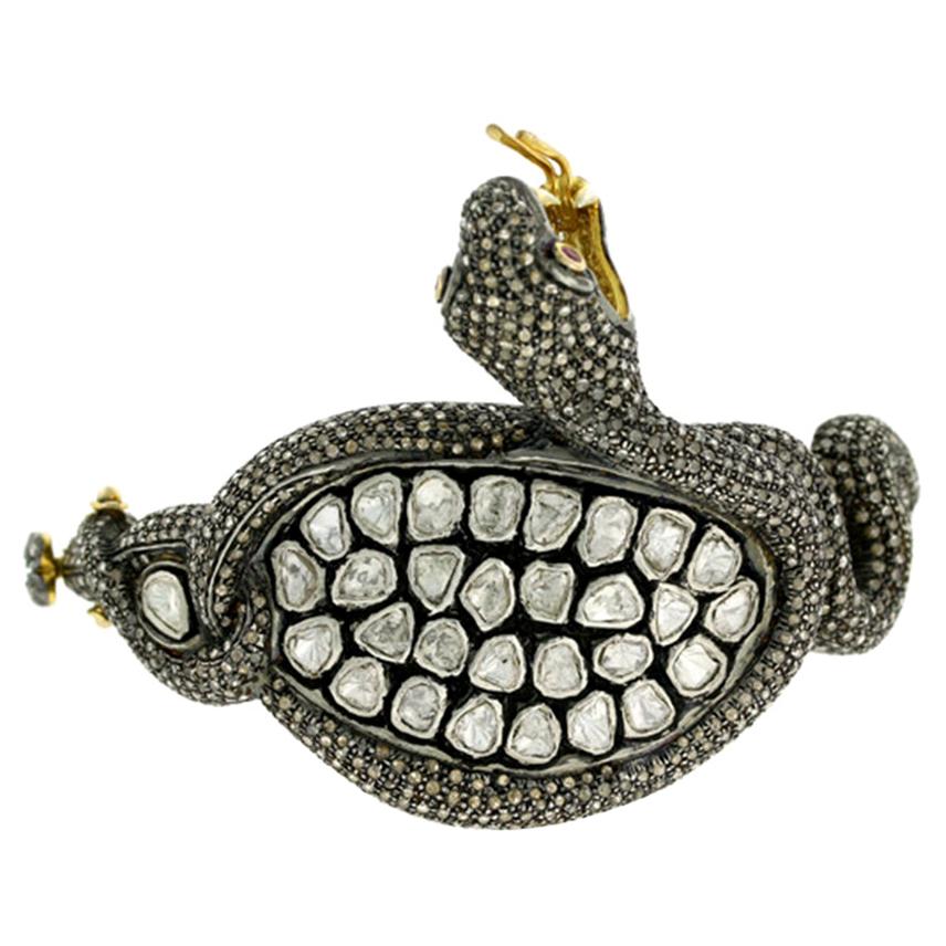 Bracelet manchette serpent de créateur en argent et or 14 carats avec diamants taille rose et pavés en vente