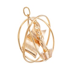 Rosemary Clooney Hollywood Memorabilia Award Yellow Gold Charm Pendant