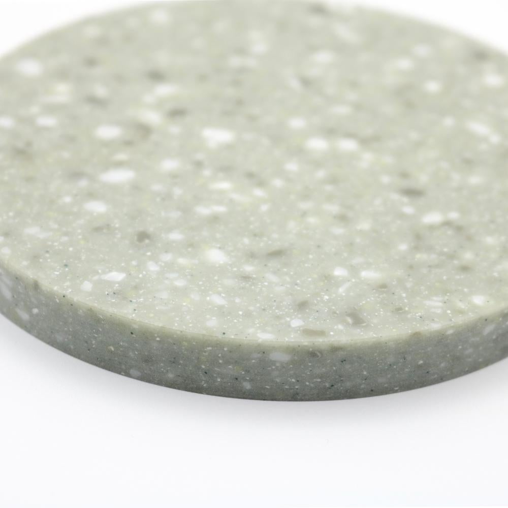 Européen Base en corian Rosemary, petite, chargeur sans fil 15W en vente