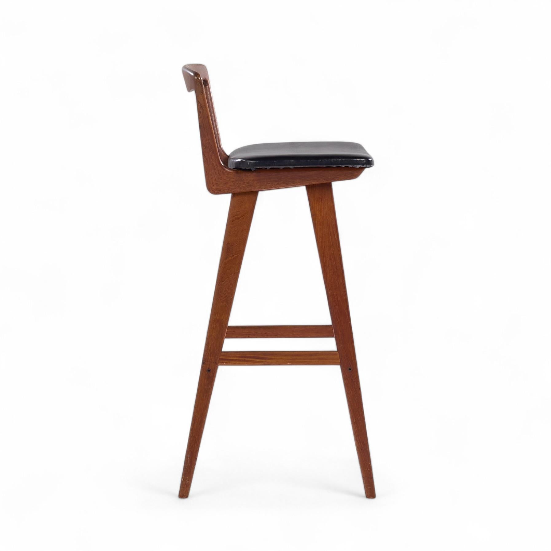 Rosengren Hansen for Brande Møbelfabrik Mid Century Teak Bar Stools - Set of 3 For Sale 3