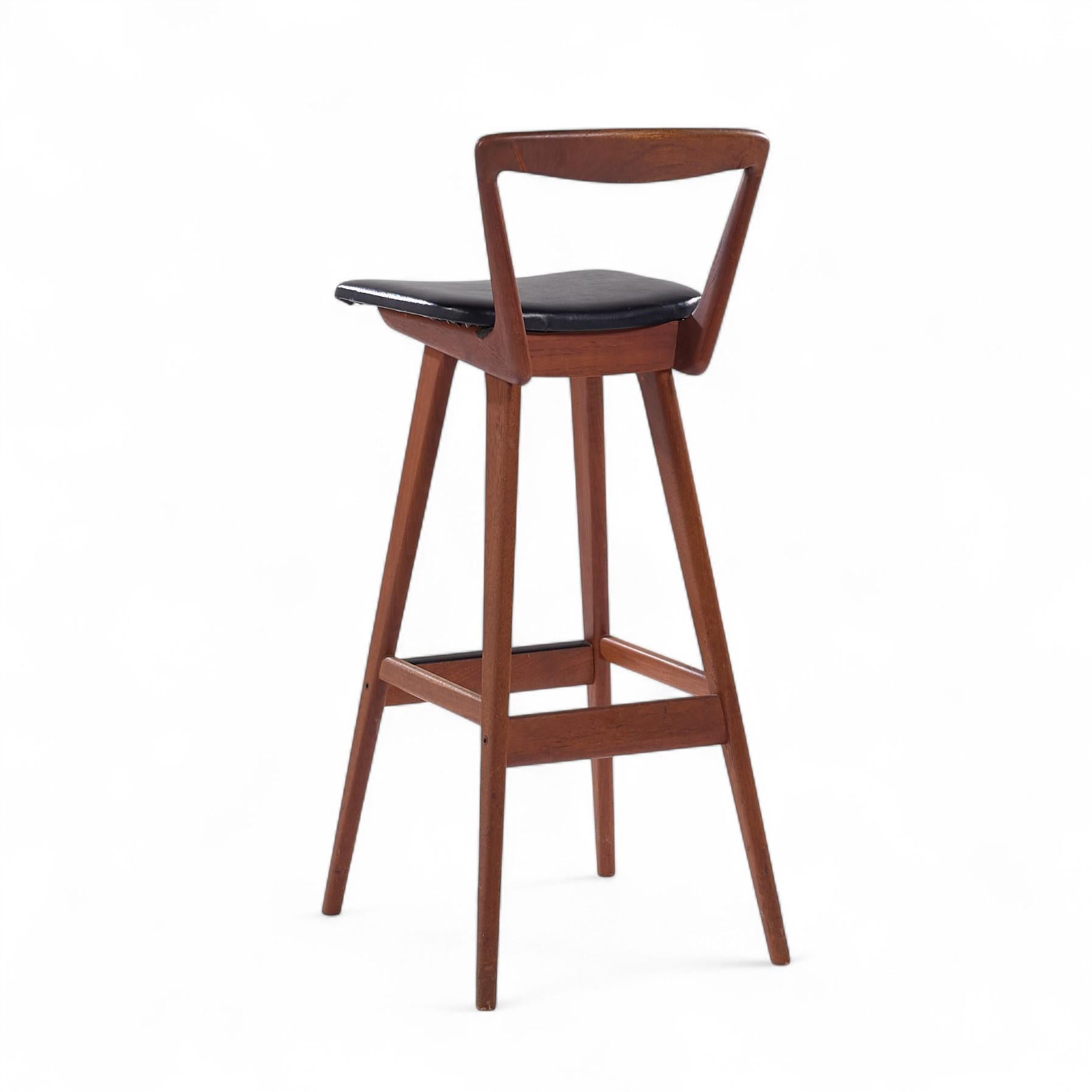 Rosengren Hansen for Brande Møbelfabrik Mid Century Teak Bar Stools - Set of 3 For Sale 1