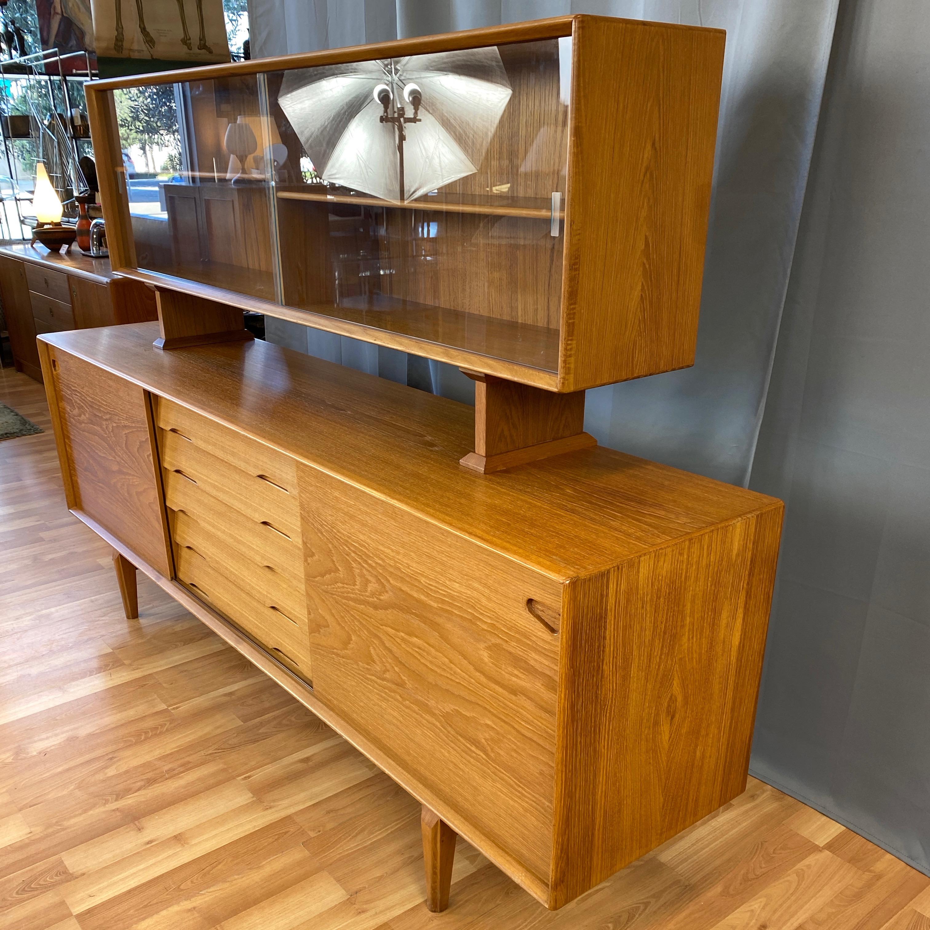 Rosengren Hansen for Dyrlund Danish Modern Teak Sideboard and Hutch, 1960s  a 2