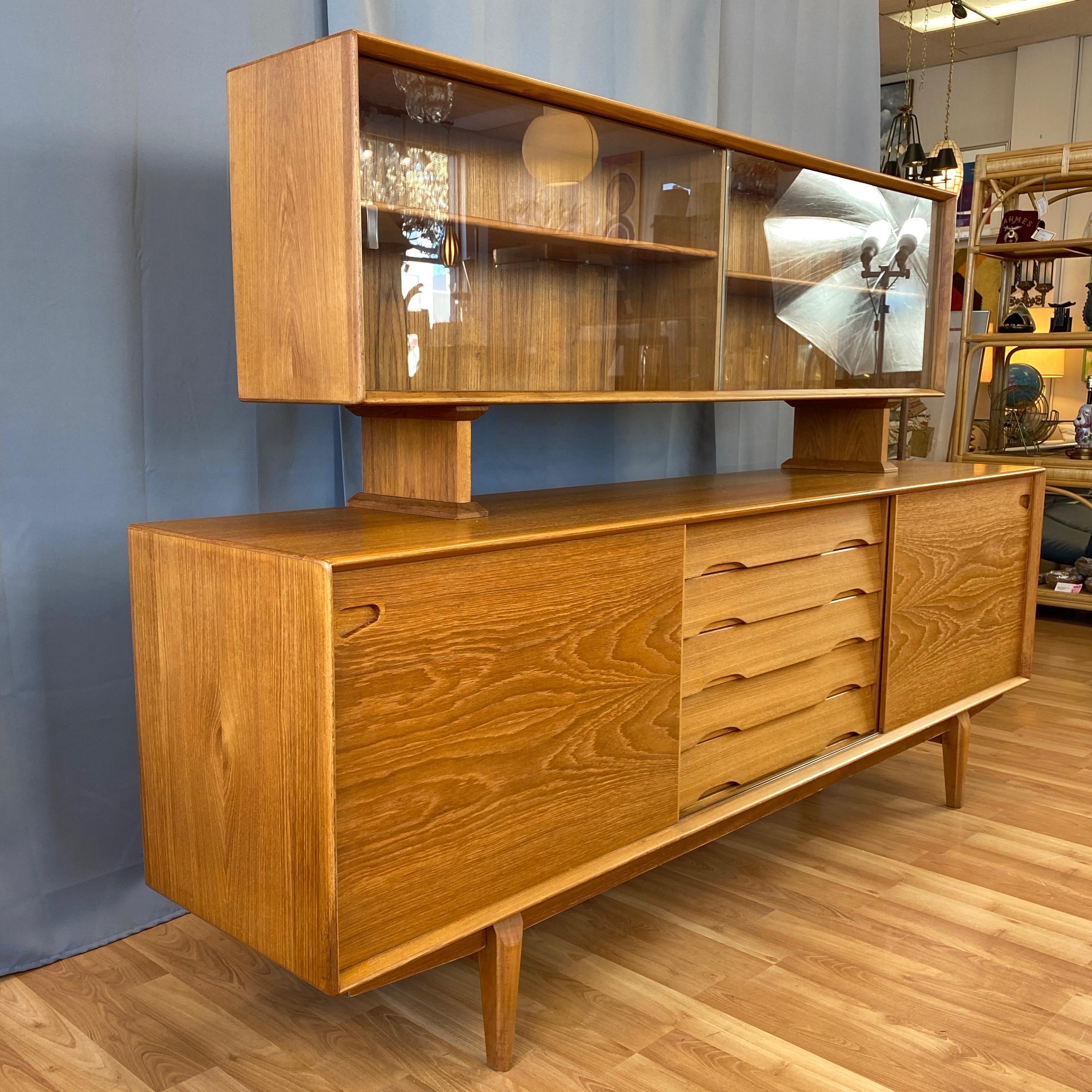 Scandinavian Modern Rosengren Hansen for Dyrlund Danish Modern Teak Sideboard and Hutch, 1960s  a