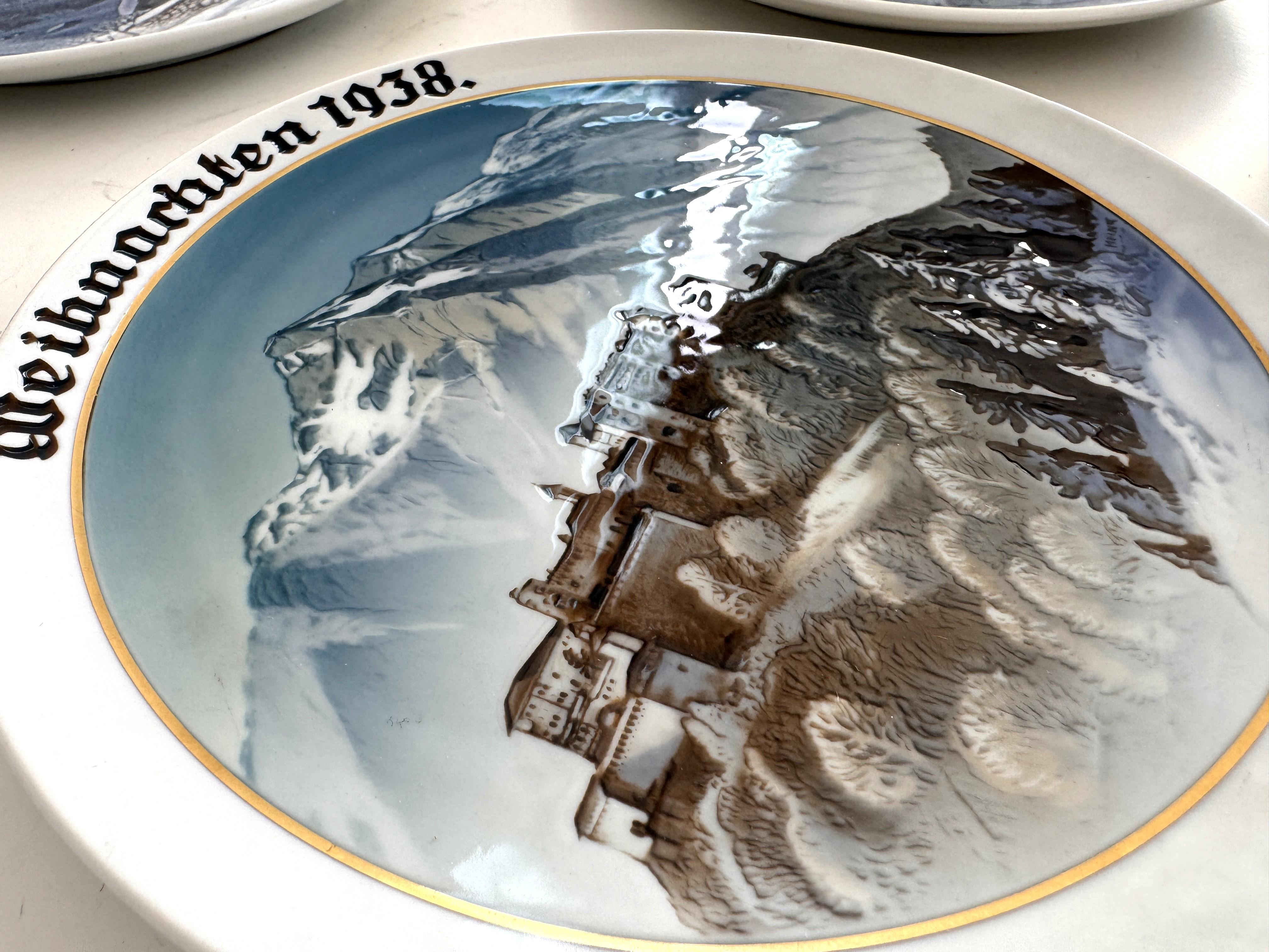 Rosenthal 11 Antique Christmas Wall Ceramic Plates Collection, 1932-1943 (Deutsch) im Angebot
