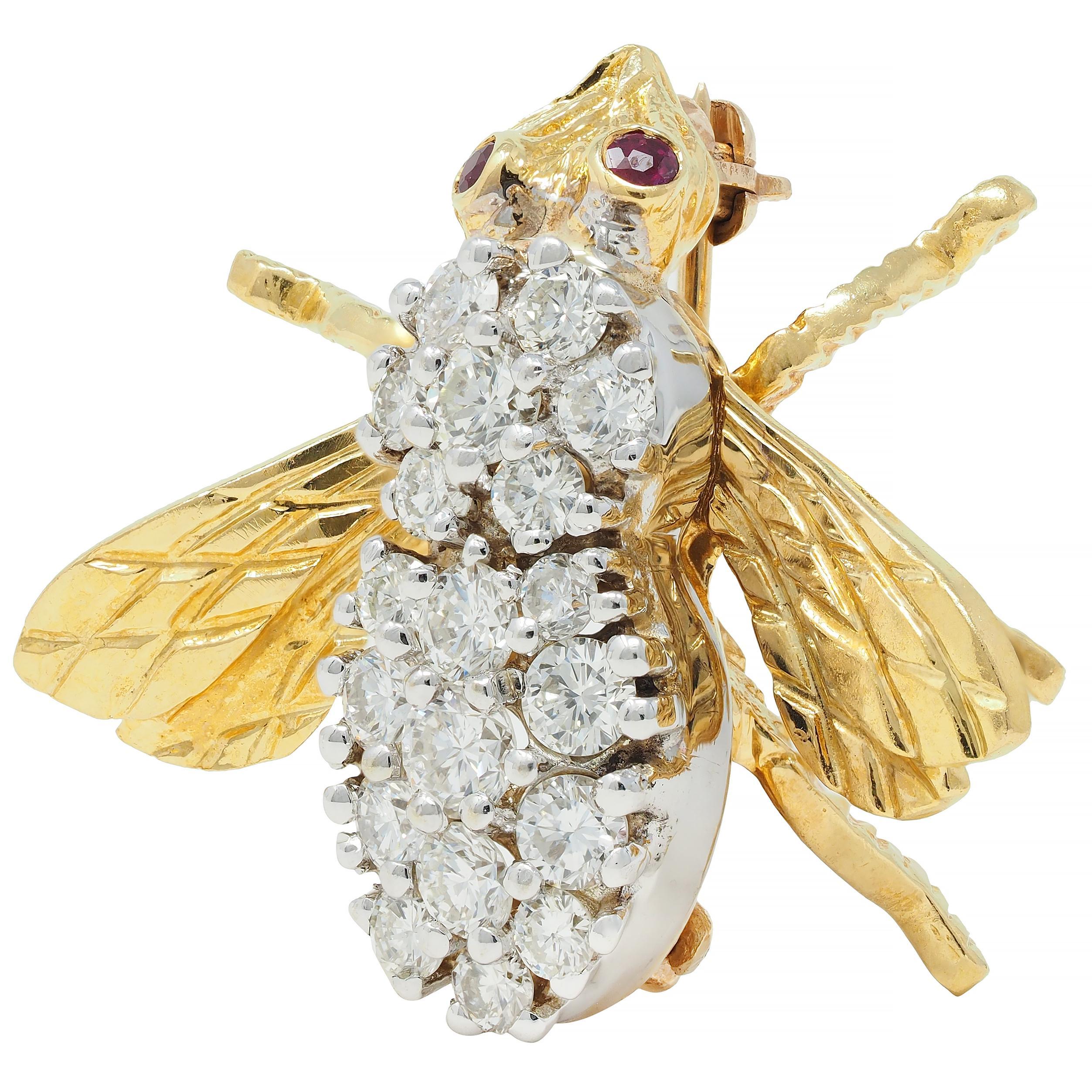 Rosenthal 1960's 1.28 CTW Diamond Ruby 18 Karat Two-Tone Gold Vintage Bee Brooch In Excellent Condition For Sale In Philadelphia, PA