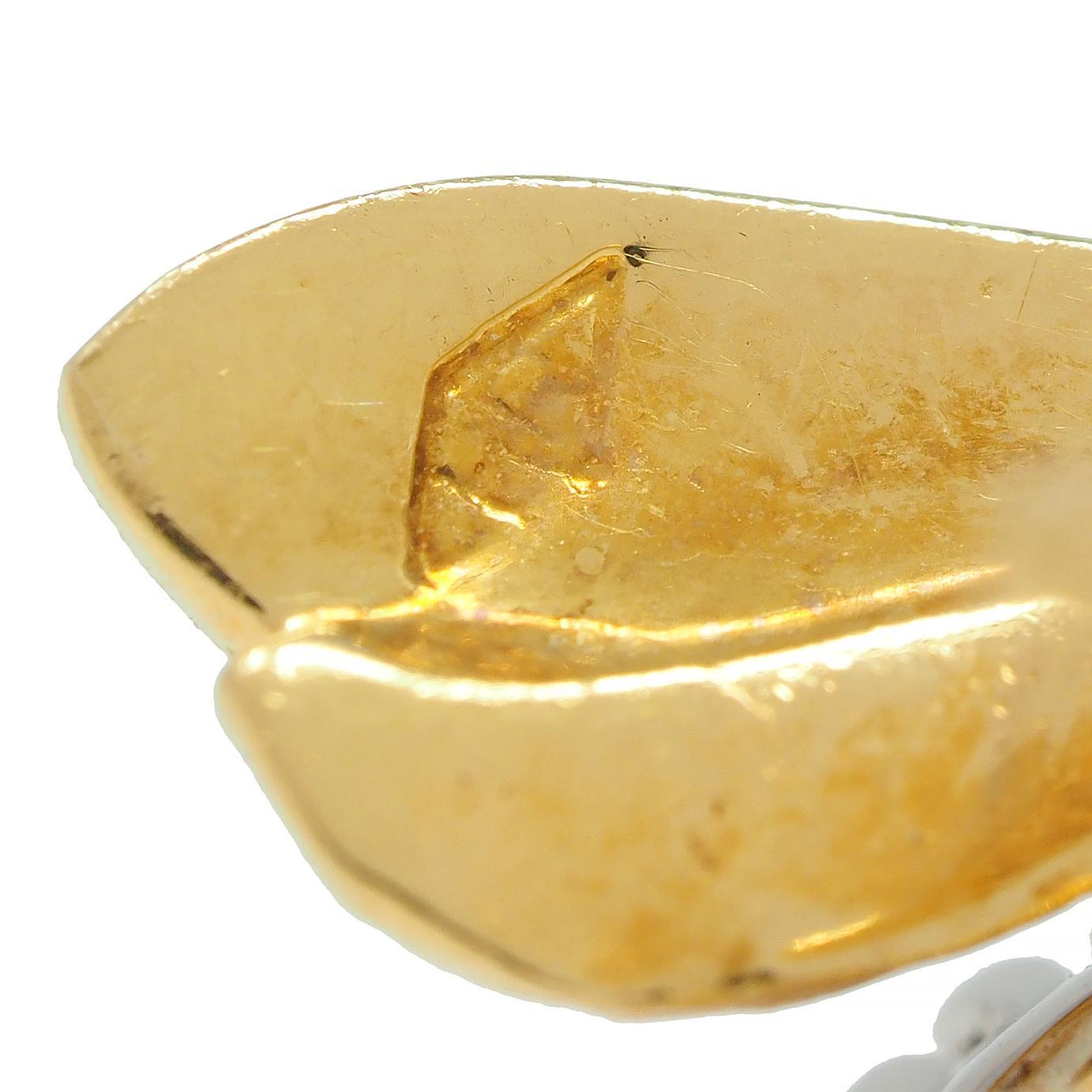 Rosenthal 1960's 1.28 CTW Diamond Ruby 18 Karat Two-Tone Gold Vintage Bee Brooch 4