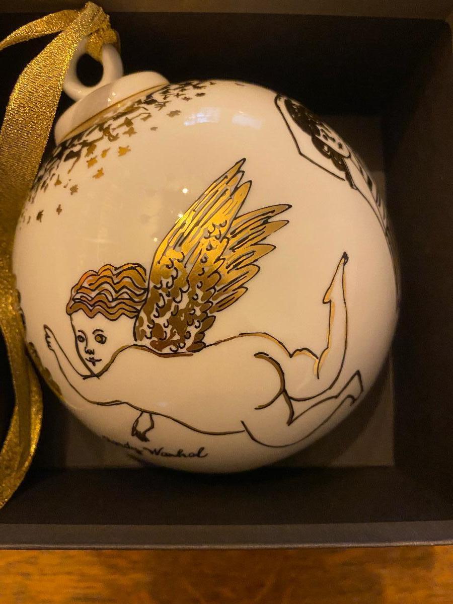 Rosenthal Studio-Line Andy Warhol Christmas Golden Angels big porcelain ball. Andy Warhol, quite possibly the greatest pop artist of our time, loved Christmas and was known for giving his friends paintings of cupids as gifts. These particular cupids