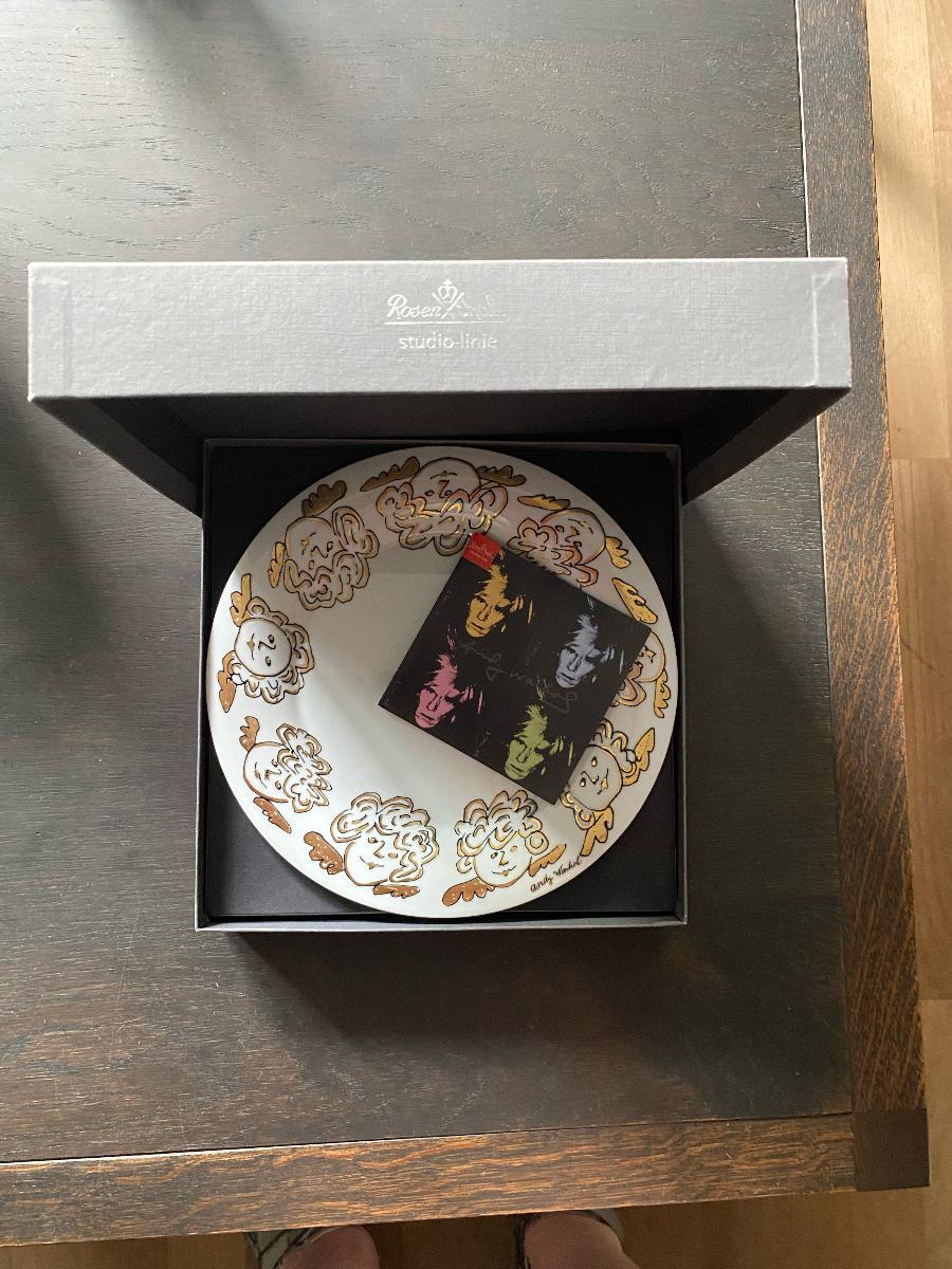 Rosenthal Studio-Line Andy Warhol Christmas Golden Angels plate. New in box.

Andy Warhol, quite possibly the greatest pop artist of our time, loved Christmas and was known for giving his friends paintings of cupids as gifts. These particular