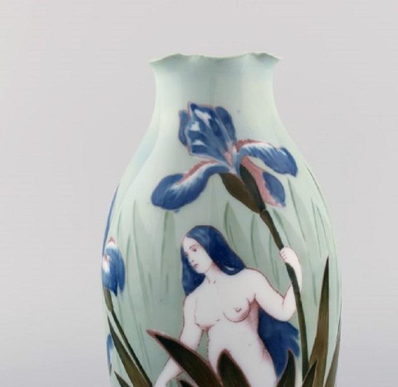 naked woman vase