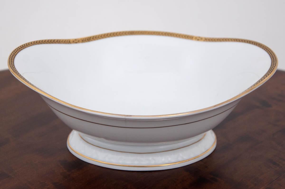 A plate marked with Rosenthal Bavaria, Empire model.

Preservation condition good - a small crack is visible in the last photo.