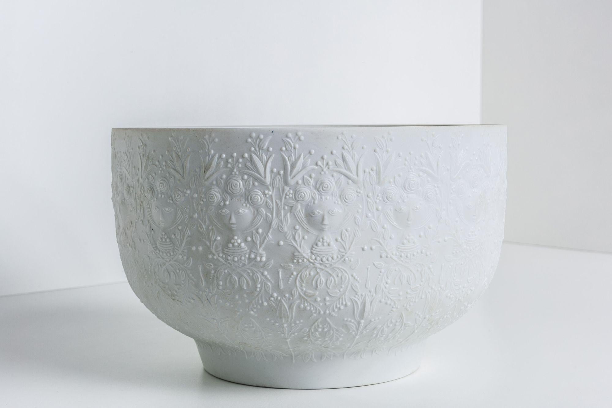 Rosenthal Bjorn Wiinblad Studio line large bowl.