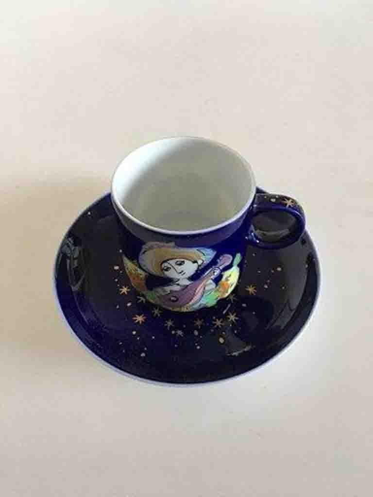 Rosenthal Bjørn Wiinblad Cup and saucer. 

Measures 5cm dia and is in perfect condition.
 