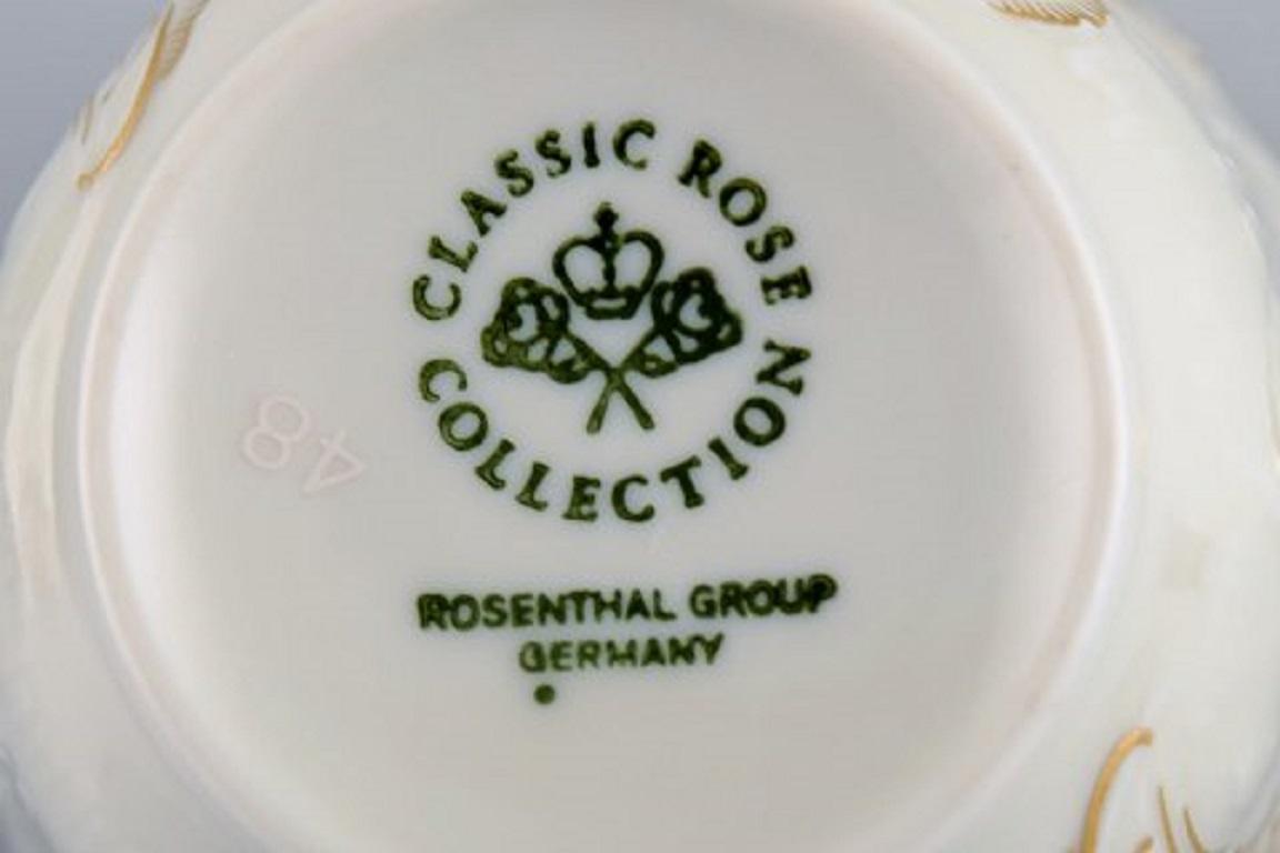 Klassisches Rosenthal-Couchtisch in Rosenthal-Rose für sechs Personen aus handbemalter Porzellan im Angebot 2