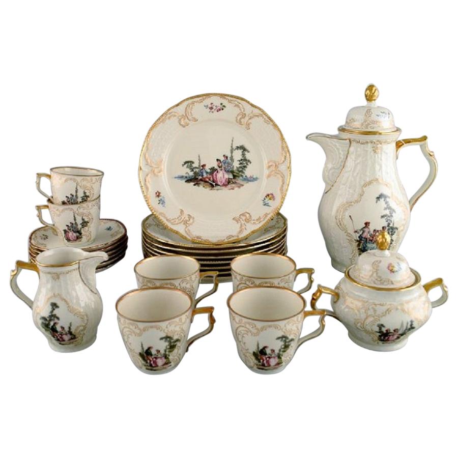 Rosenthal Classic Rose Coffee Service for Six People in Hand Painted Porcelain For Sale