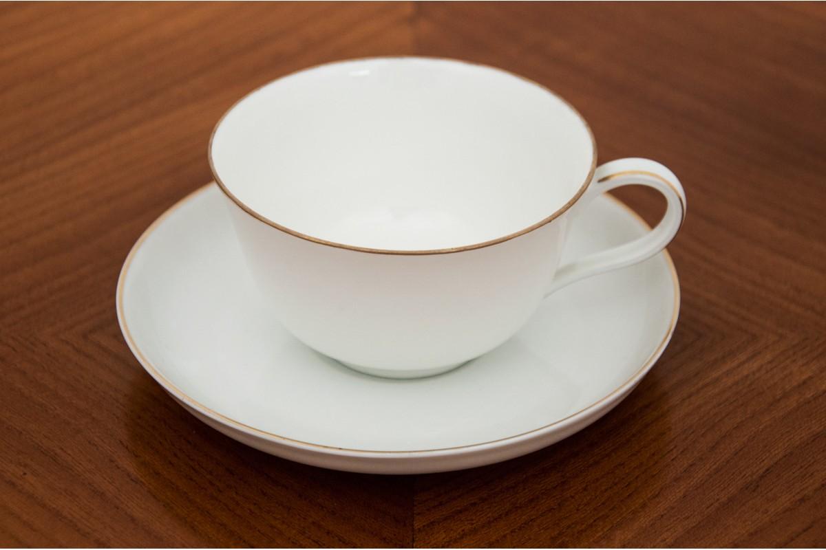 Coffee service for 6 people Rosenthal
Helena collection 

Dimensions:

Cup height 5 cm, diameter 10 cm

Stand Wed 14.5 cm

Plate Wed 20 cm

Plate width 27 cm, depth 12.5 cm

Jug height 22 cm, width 24 cm, depth 13 cm

Milk tray height