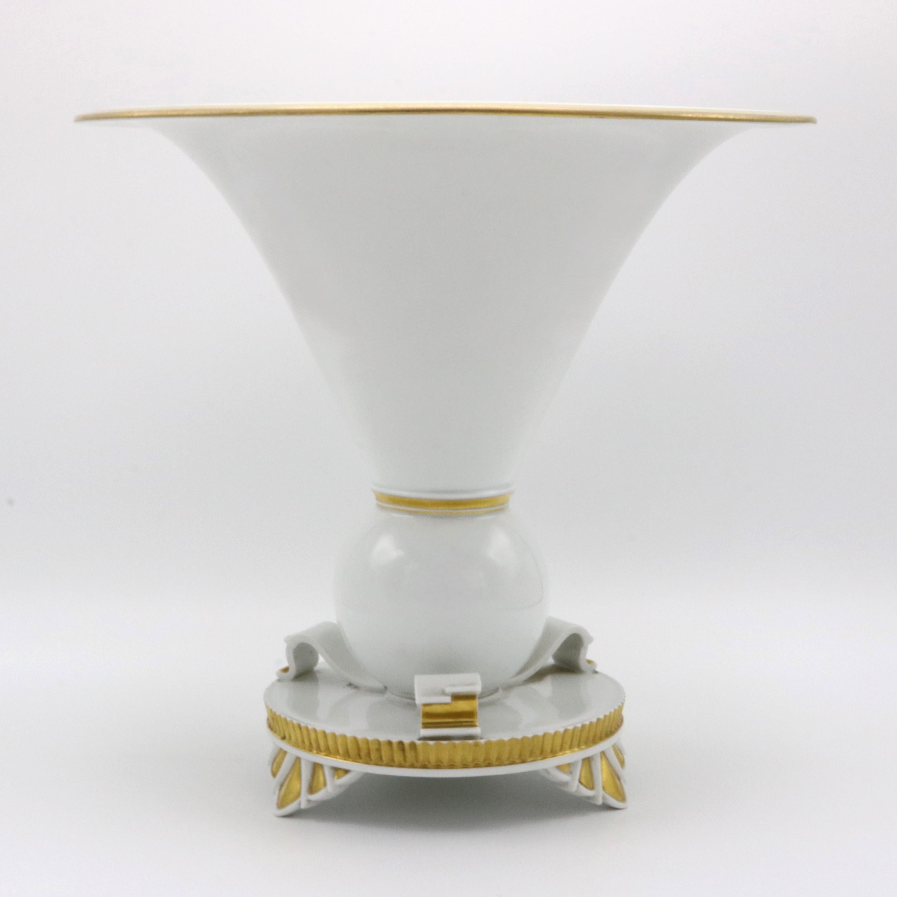 Vernissé Vase à pied en porcelaine de Rosenthal en vente