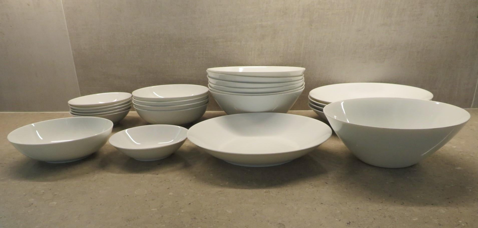 Mid-Century Modern Rosenthal Form 2000 White Pattern Dinnerware - Raymond Loewy Set 70 Pcs Germany