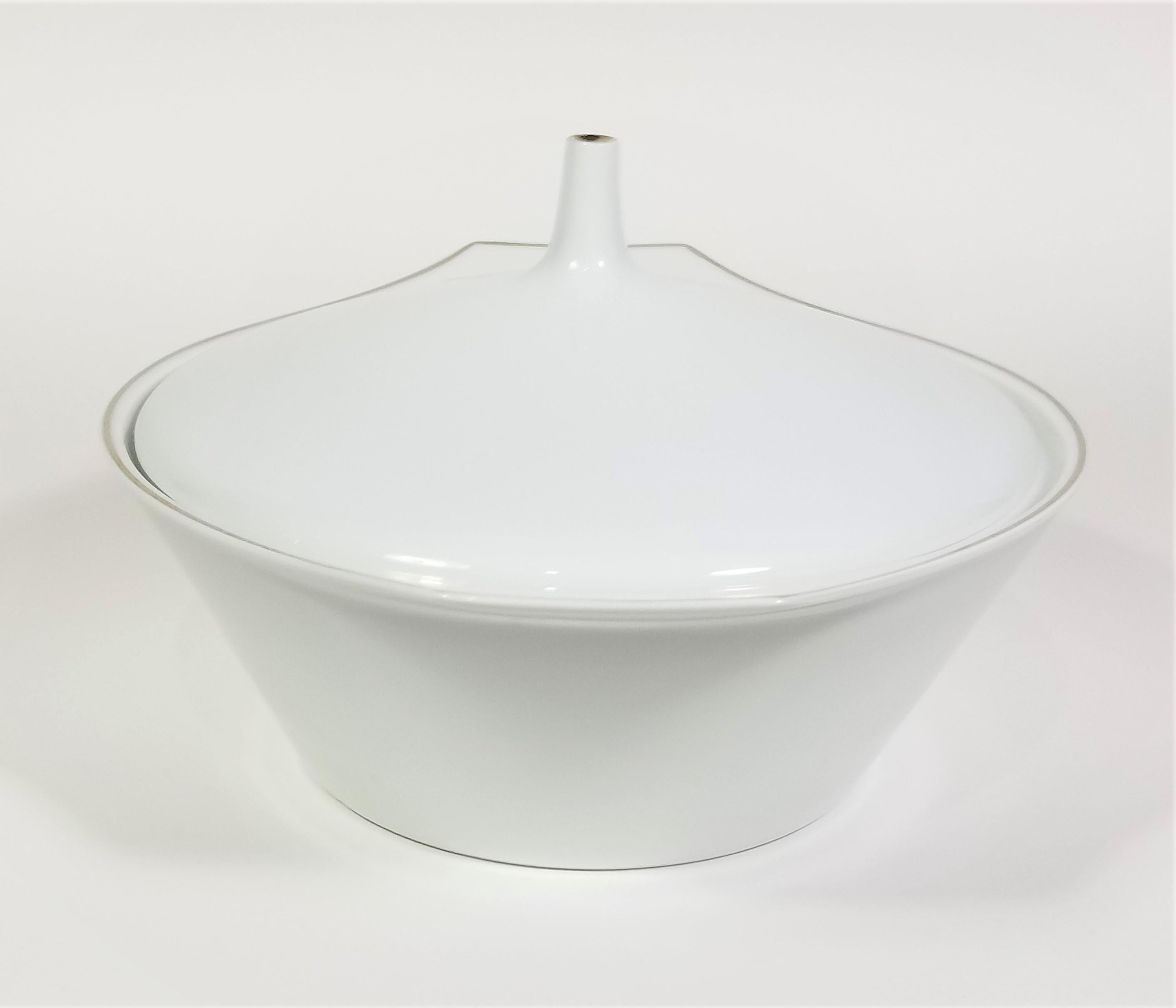 Rosenthal Germany Mid-Century 1960s Serving Dish or Bowl For Sale 1
