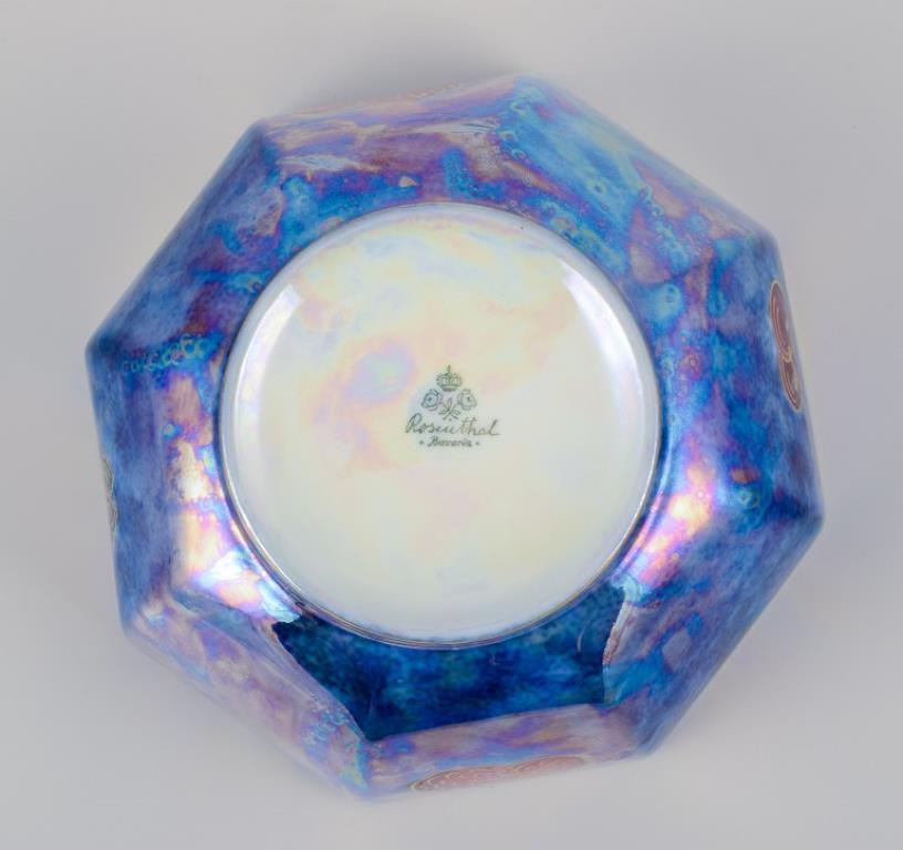 Rosenthal, Allemagne. Bol octogonal en porcelaine avec glaçure irisée. Excellent état - En vente à København, Copenhagen