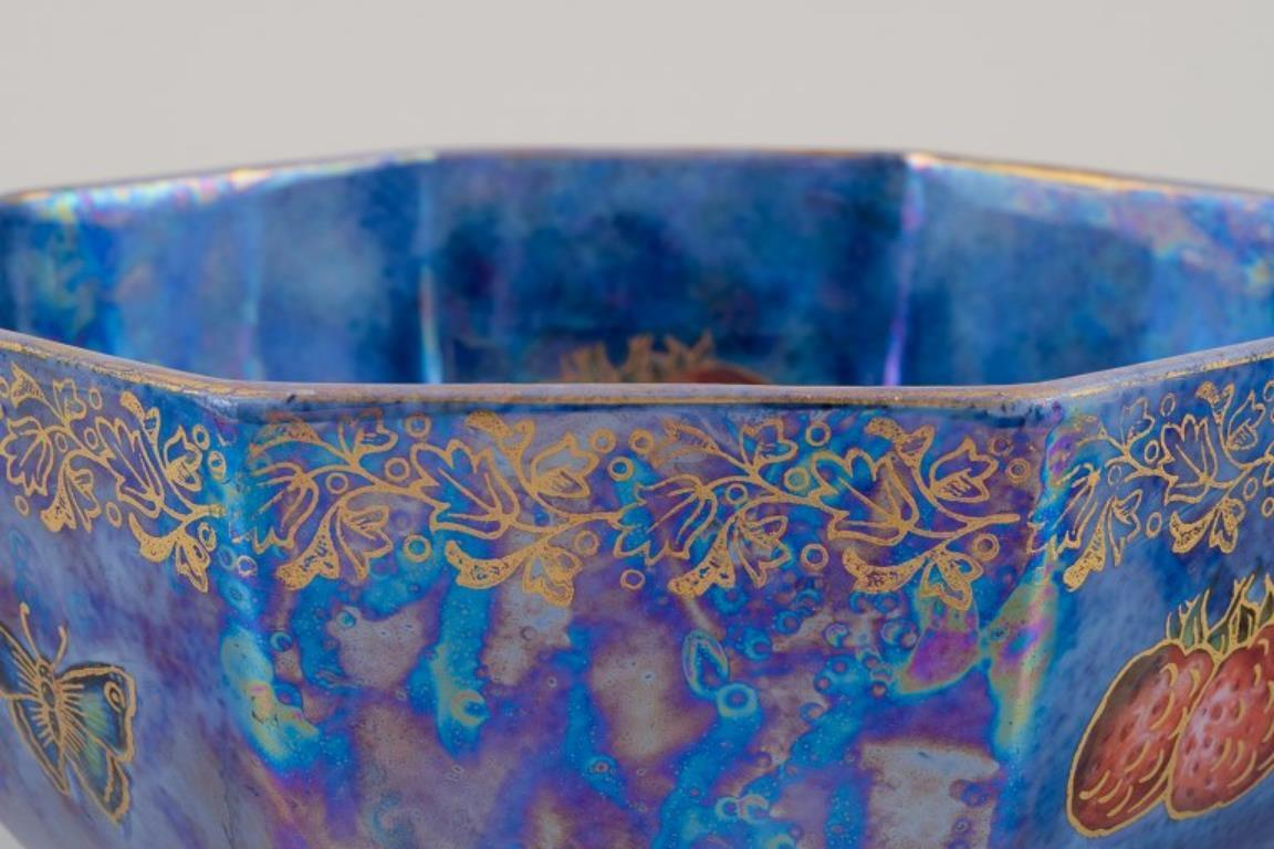 Porcelaine Rosenthal, Allemagne. Bol octogonal en porcelaine avec glaçure irisée. en vente