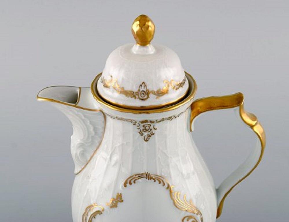 Rosenthal, Germany, Porcelain Coffee Service with Gold Decoration for 12 People For Sale 2