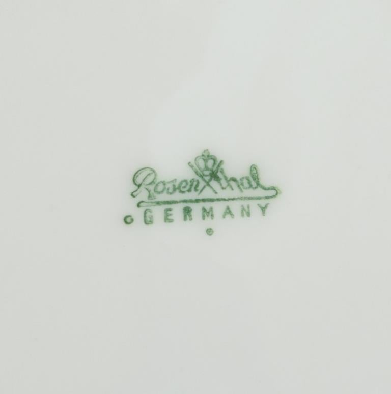Rosenthal, Germania. Set di sei tazze da caffè espresso con piattini in porcellana. in vendita 1